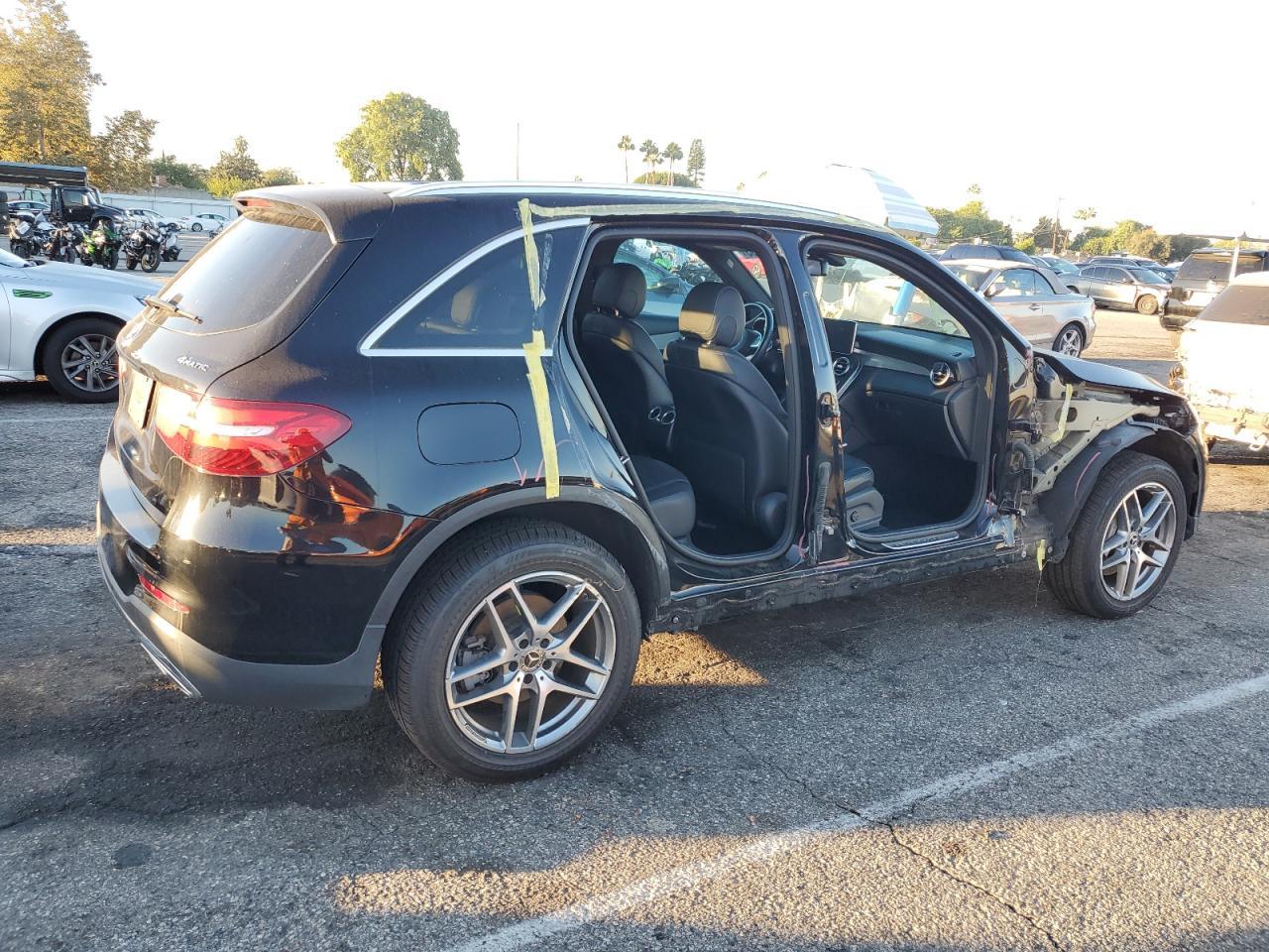 2019 Mercedes-Benz Glc 300 4Matic - Image 3