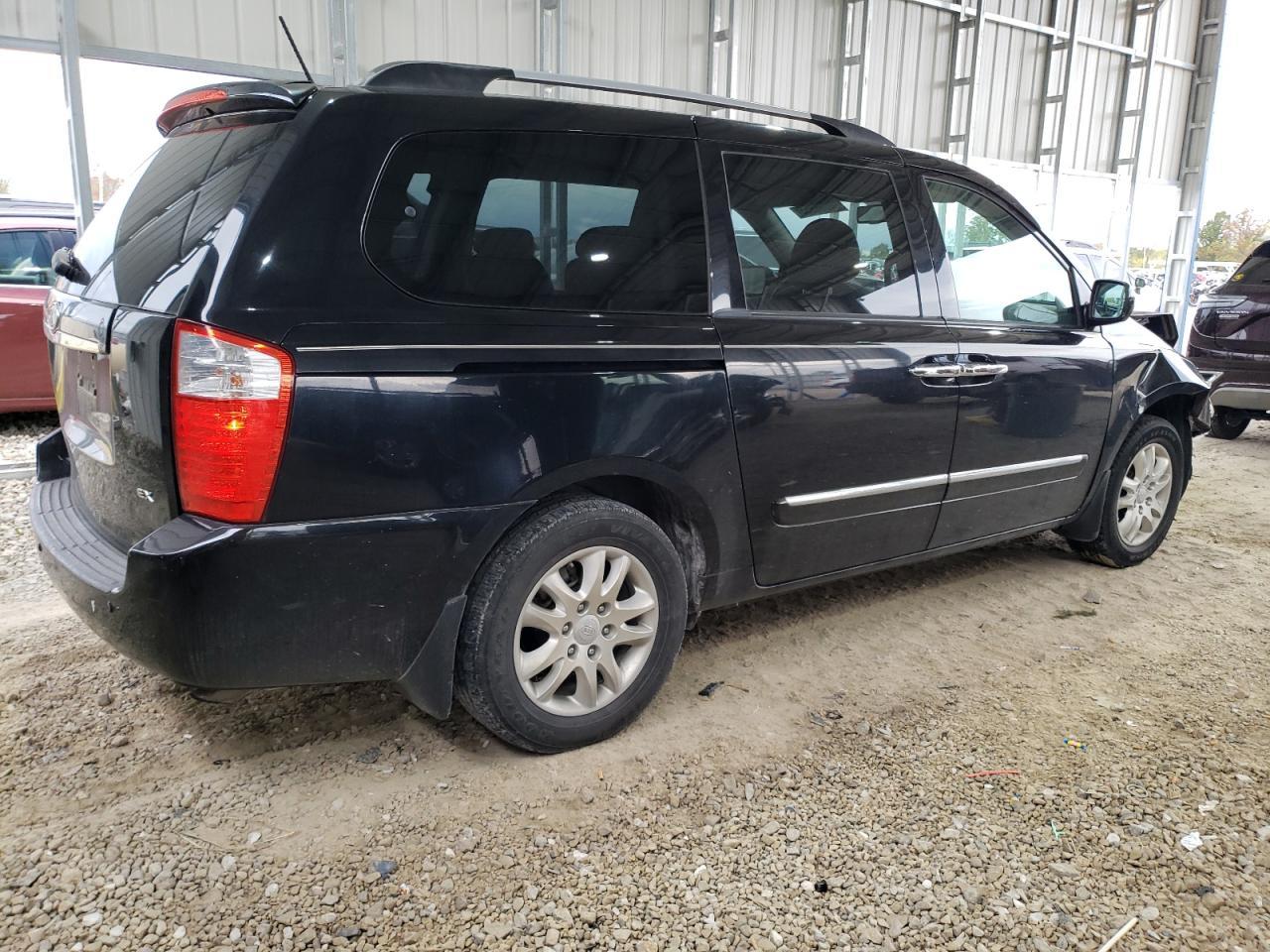 2010 Kia Sedona Van Lwb - Фото 3