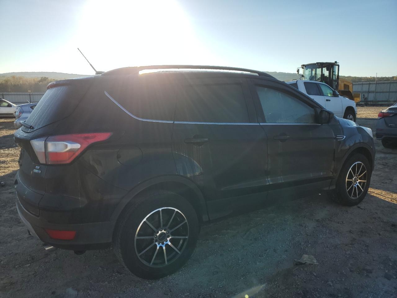 2018 Ford Escape Se - Image 3