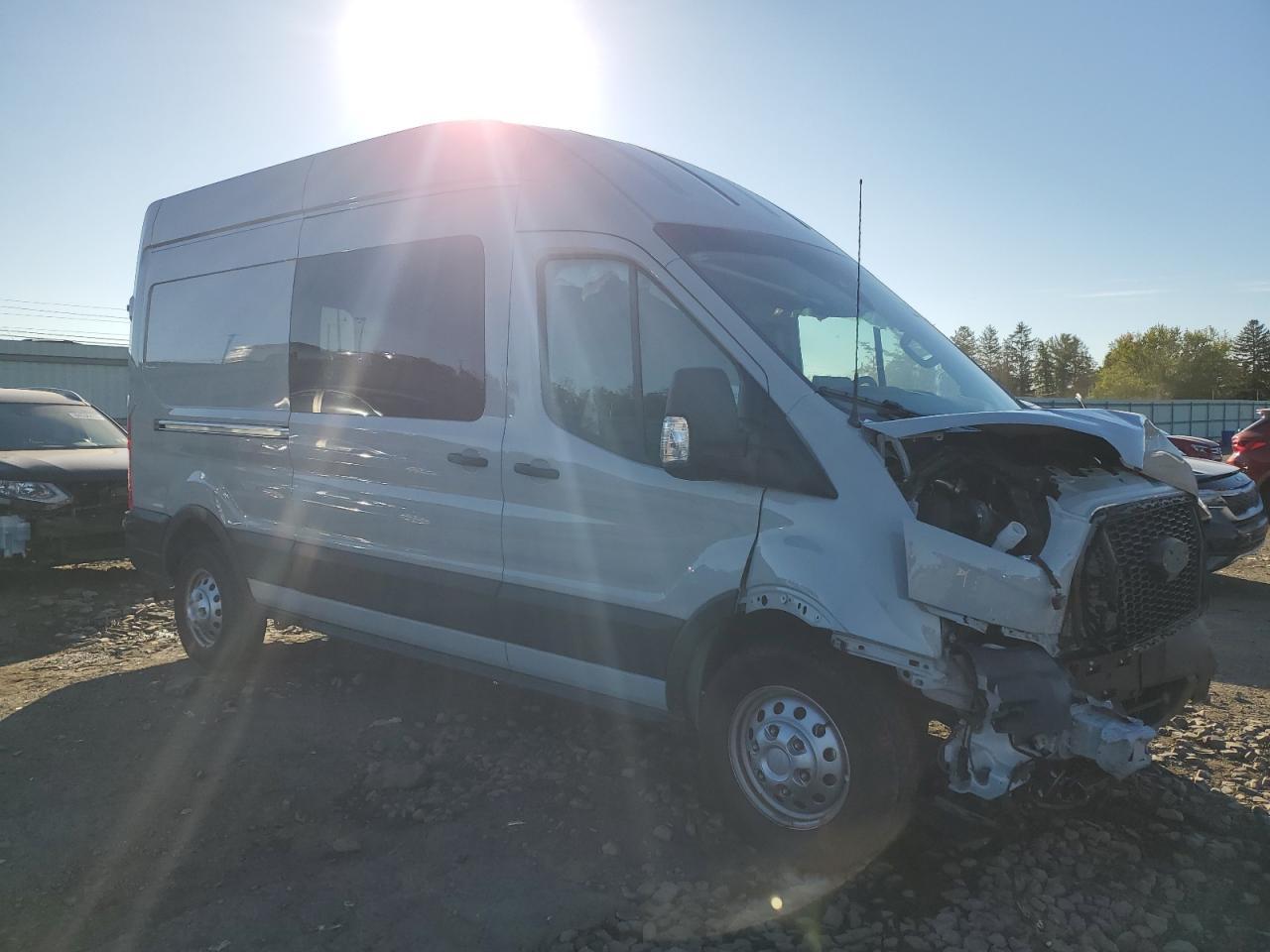 2024 Ford Transit T-350 - Фото 4