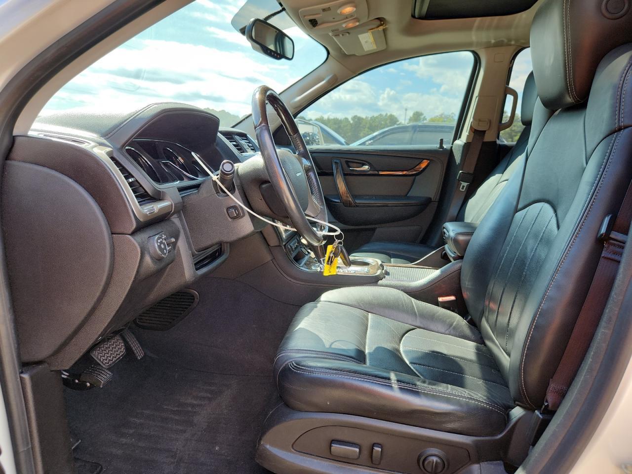 2013 GMC Acadia Denali - Image 7