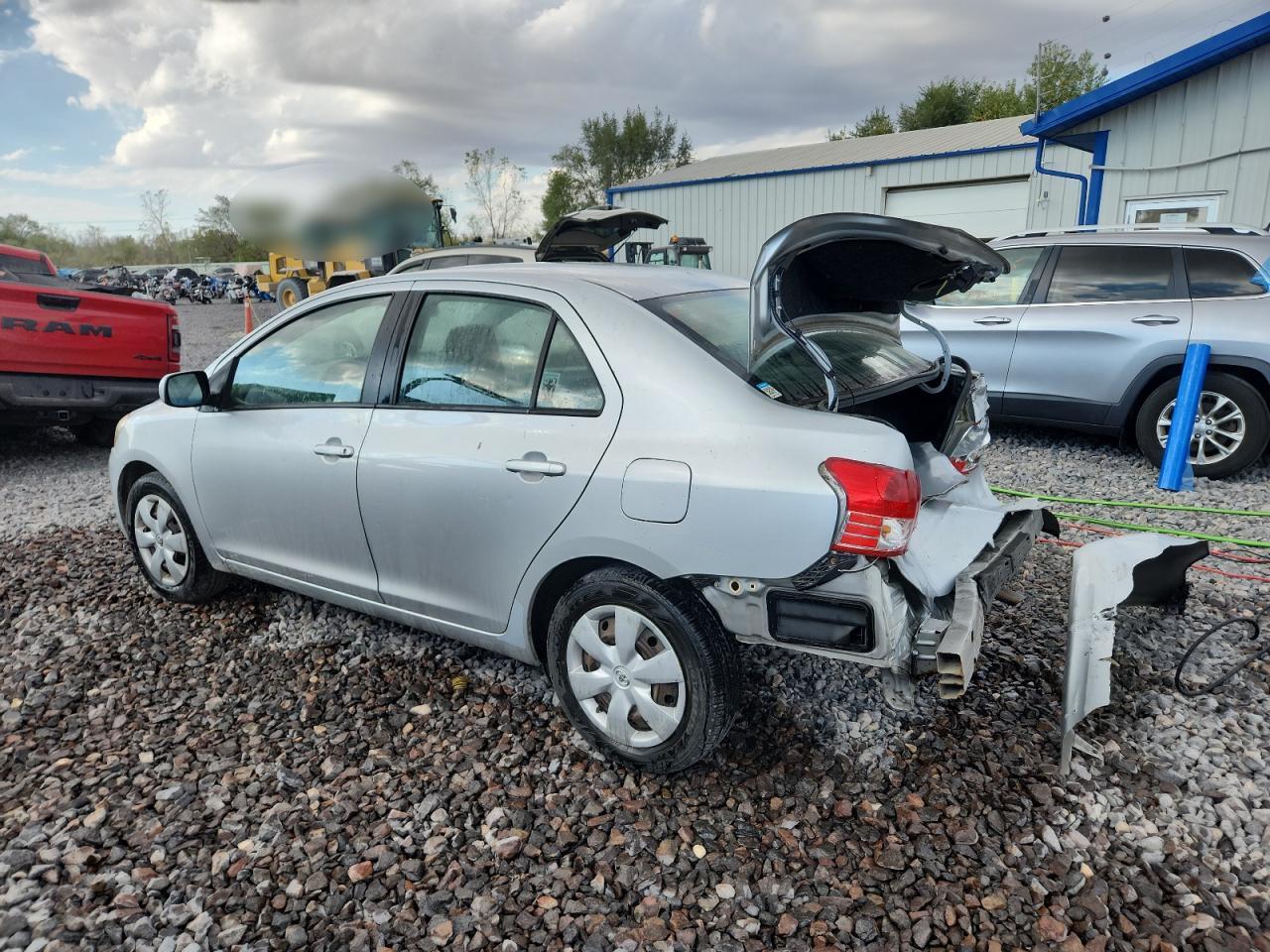 2007 Toyota Yaris - Фото 2