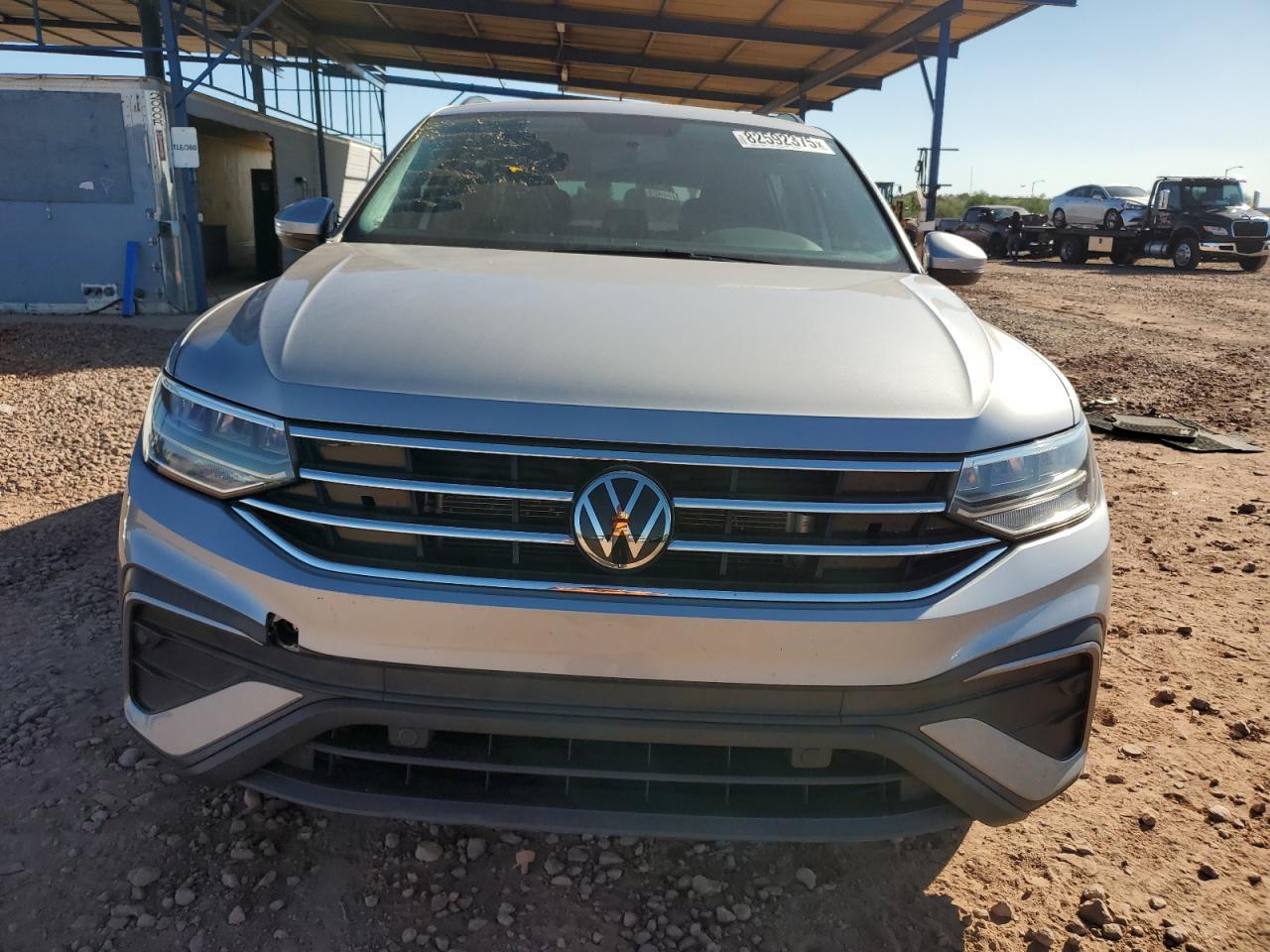 2022 Volkswagen Tiguan S - Фото 5