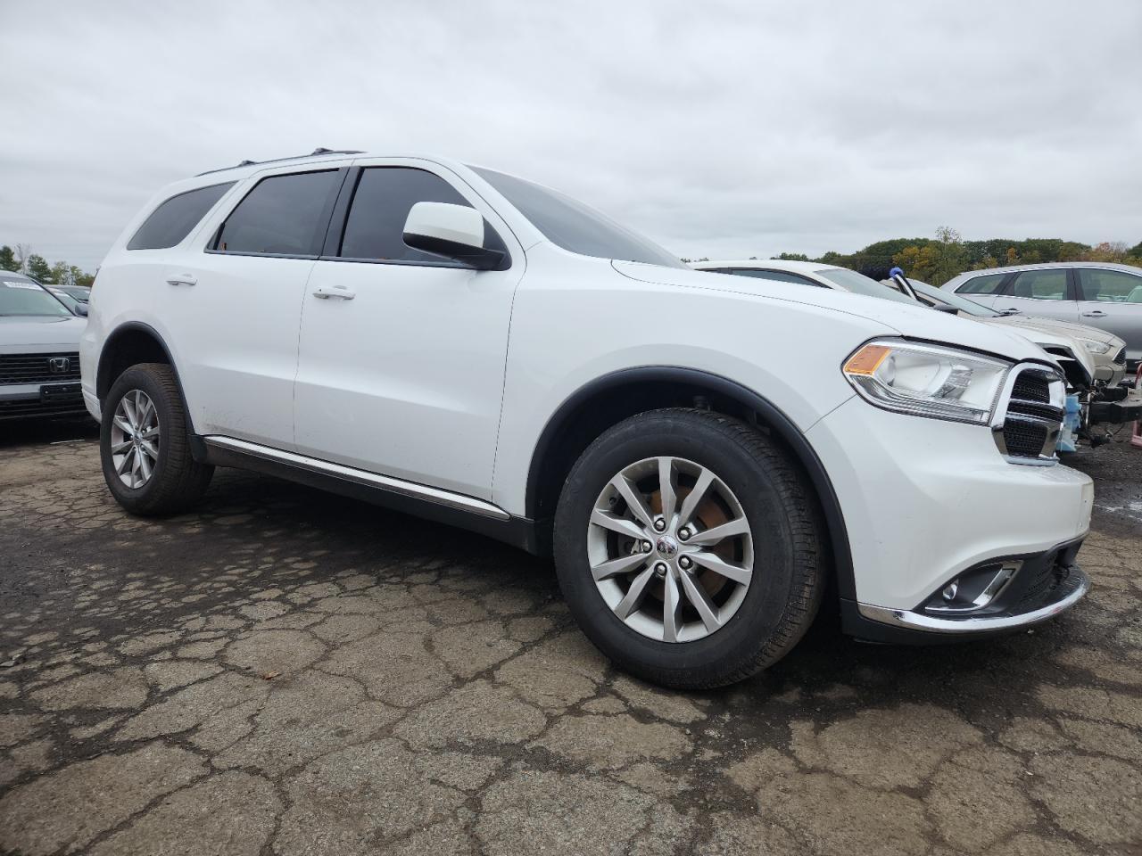 2017 Dodge Durango Sxt - Image 4