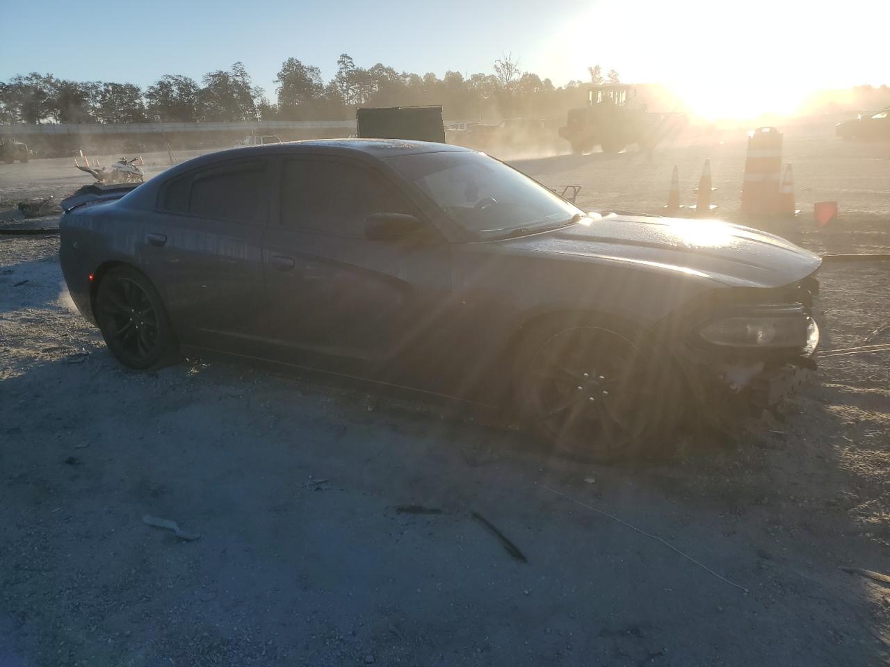 2016 Dodge Charger Se - Фото 4