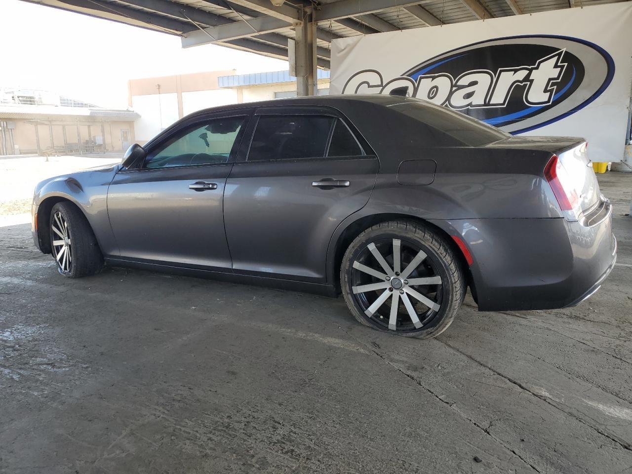 2018 Chrysler 300 S - Image 2