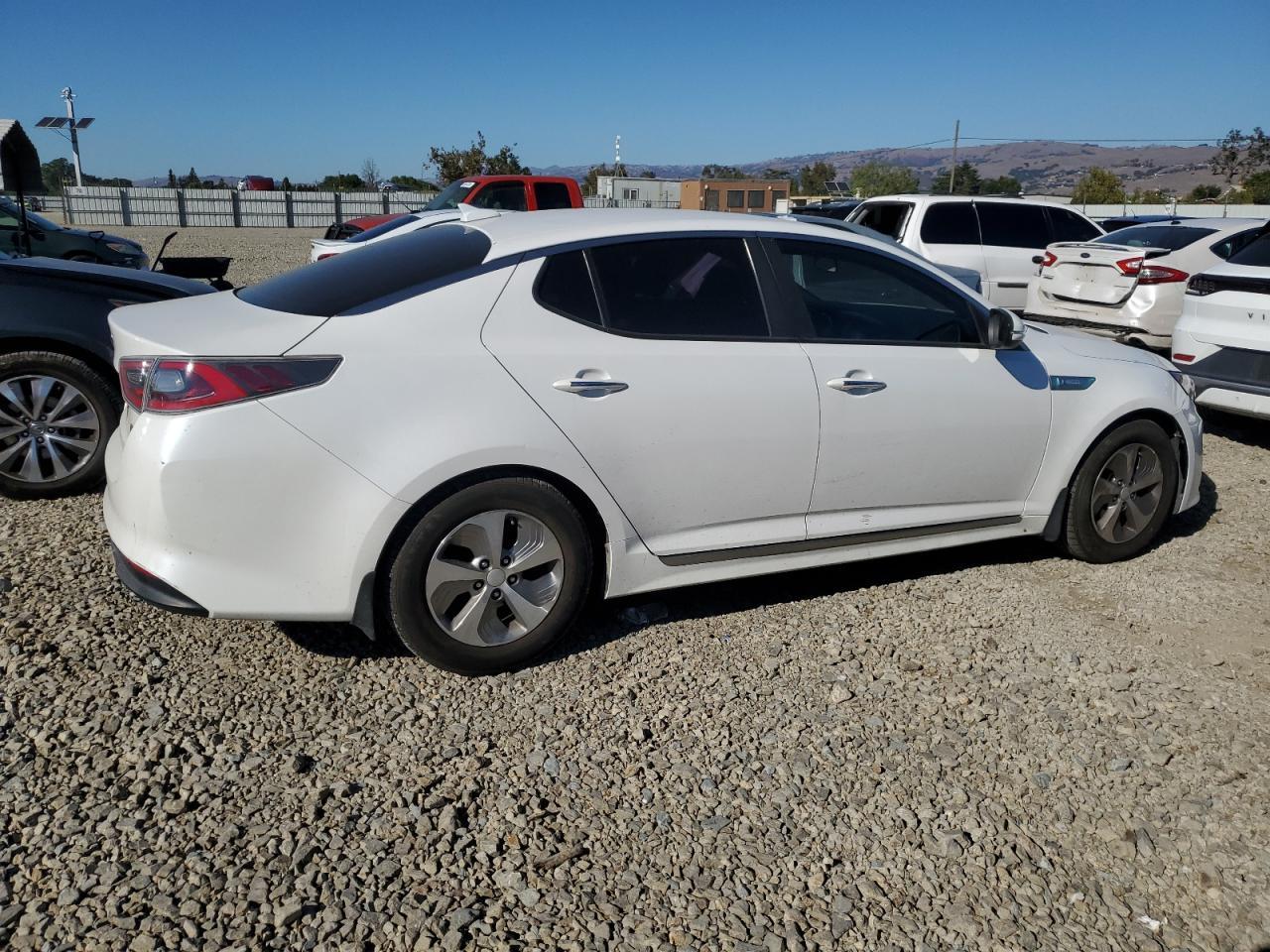 2016 Kia Optima Hybrid - Image 3