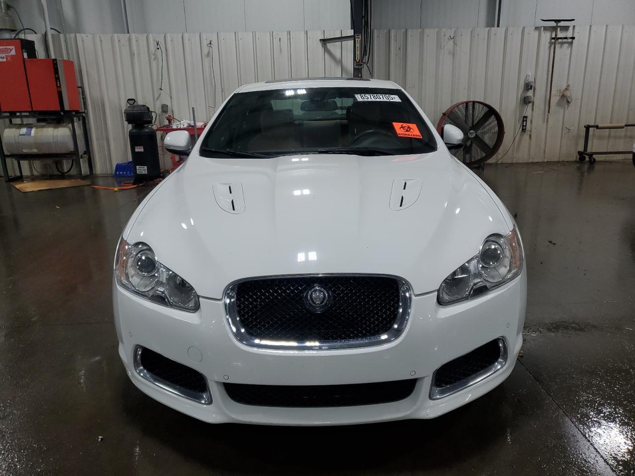 2011 Jaguar Xf R - Фото 5