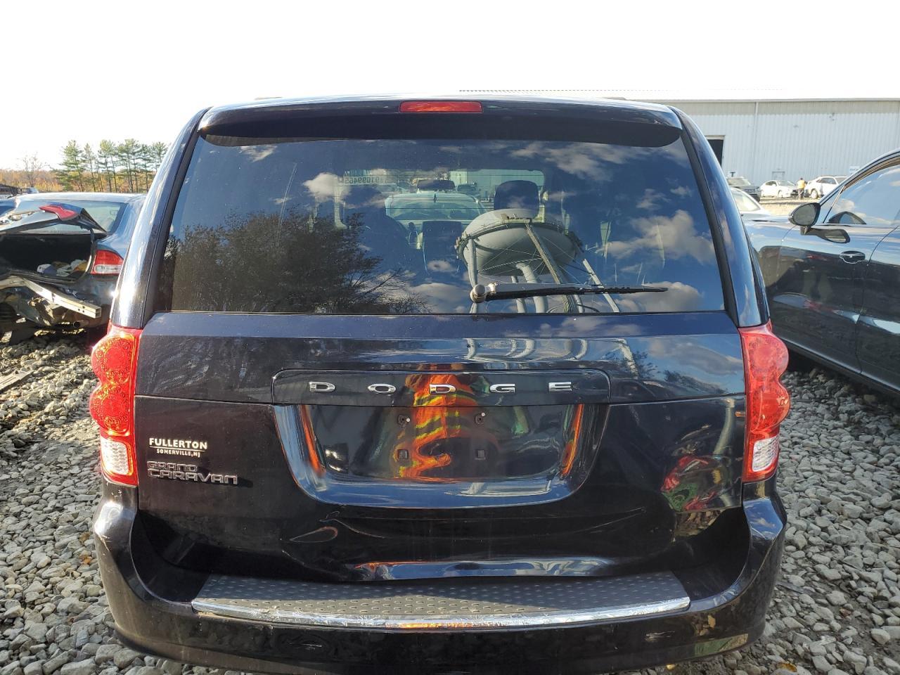2011 Dodge Grand Caravan Mainstreet - Фото 6