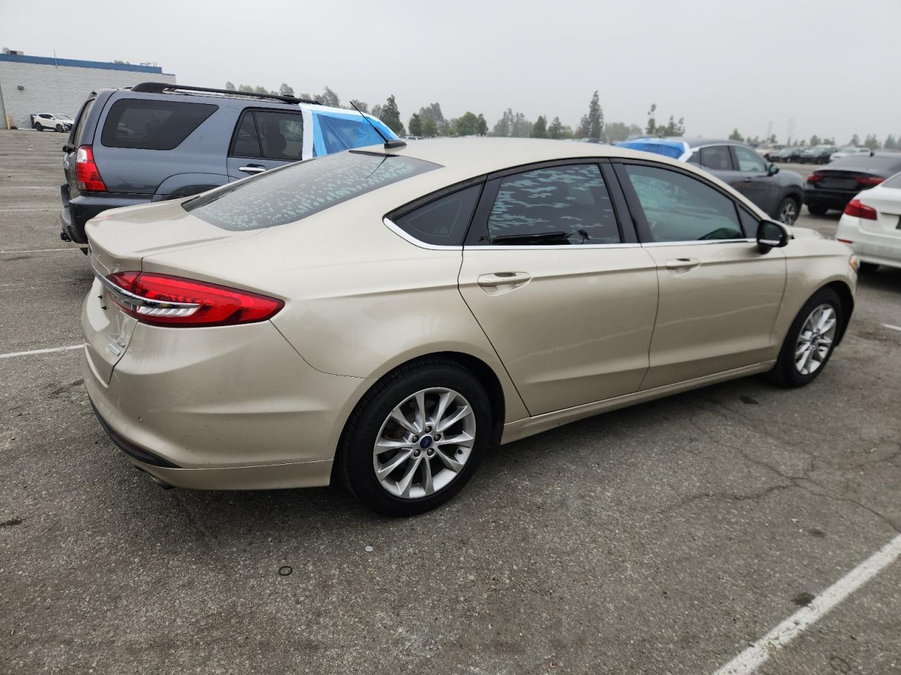 2017 Ford Fusion Se - Фото 3