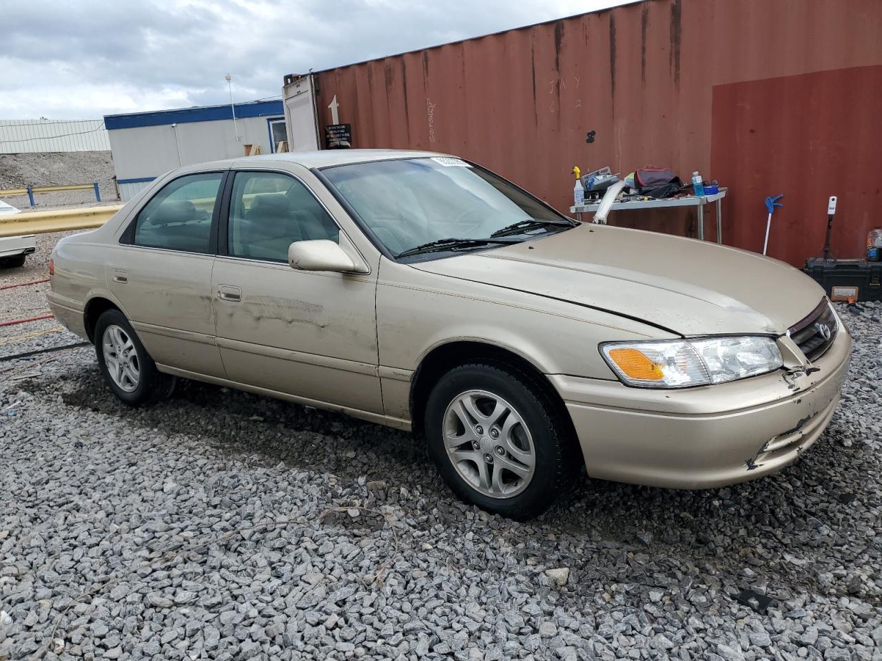 2000 Toyota Camry Le - Image 4