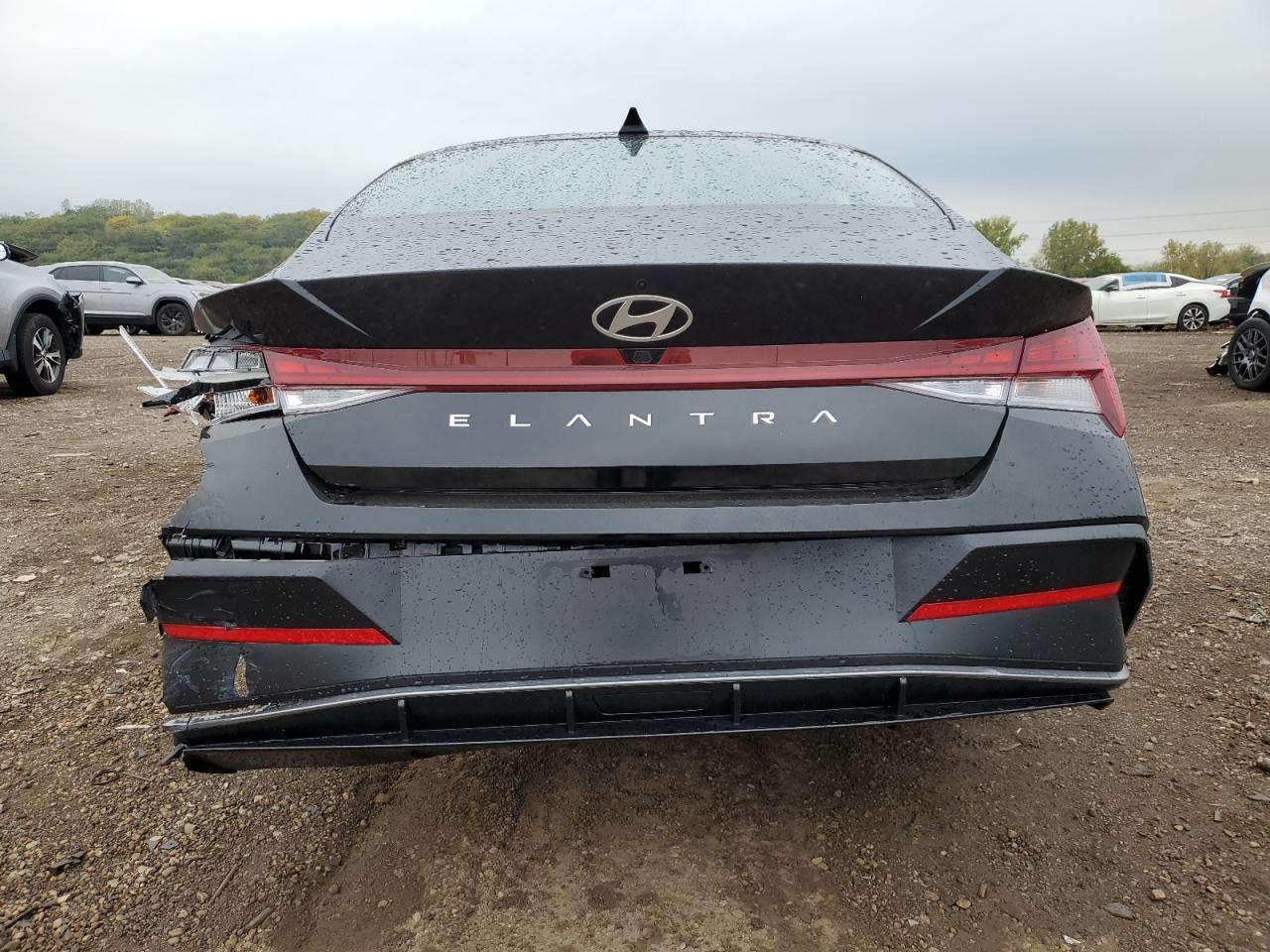 2024 Hyundai Elantra Sel - Image 6