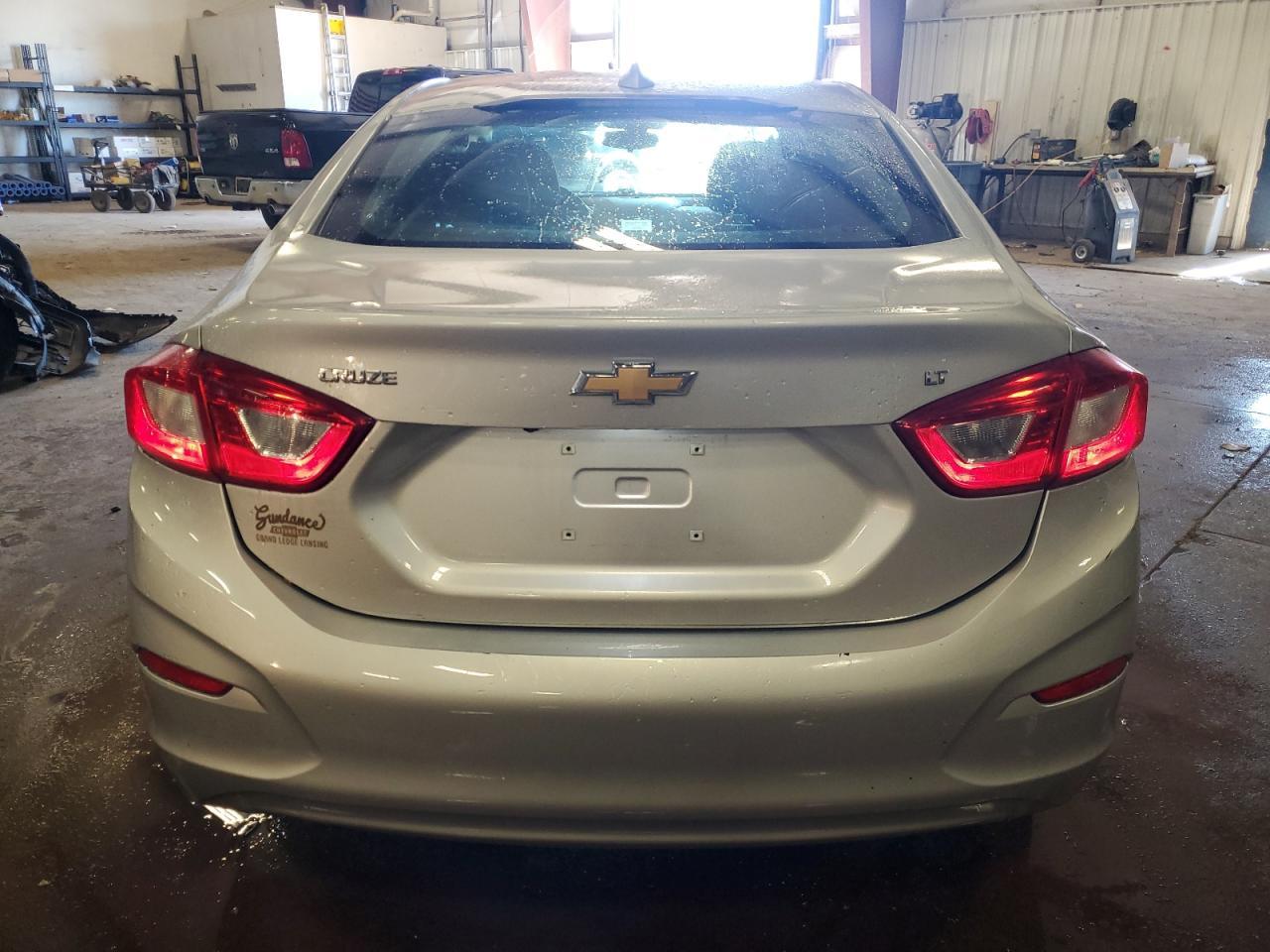 2017 Chevrolet Cruze Lt - Фото 6