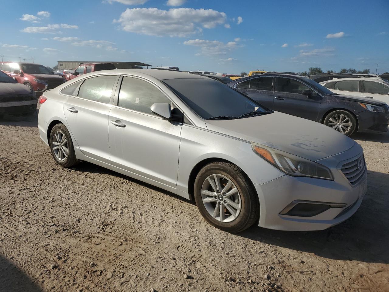 2016 Hyundai Sonata Se - Фото 4
