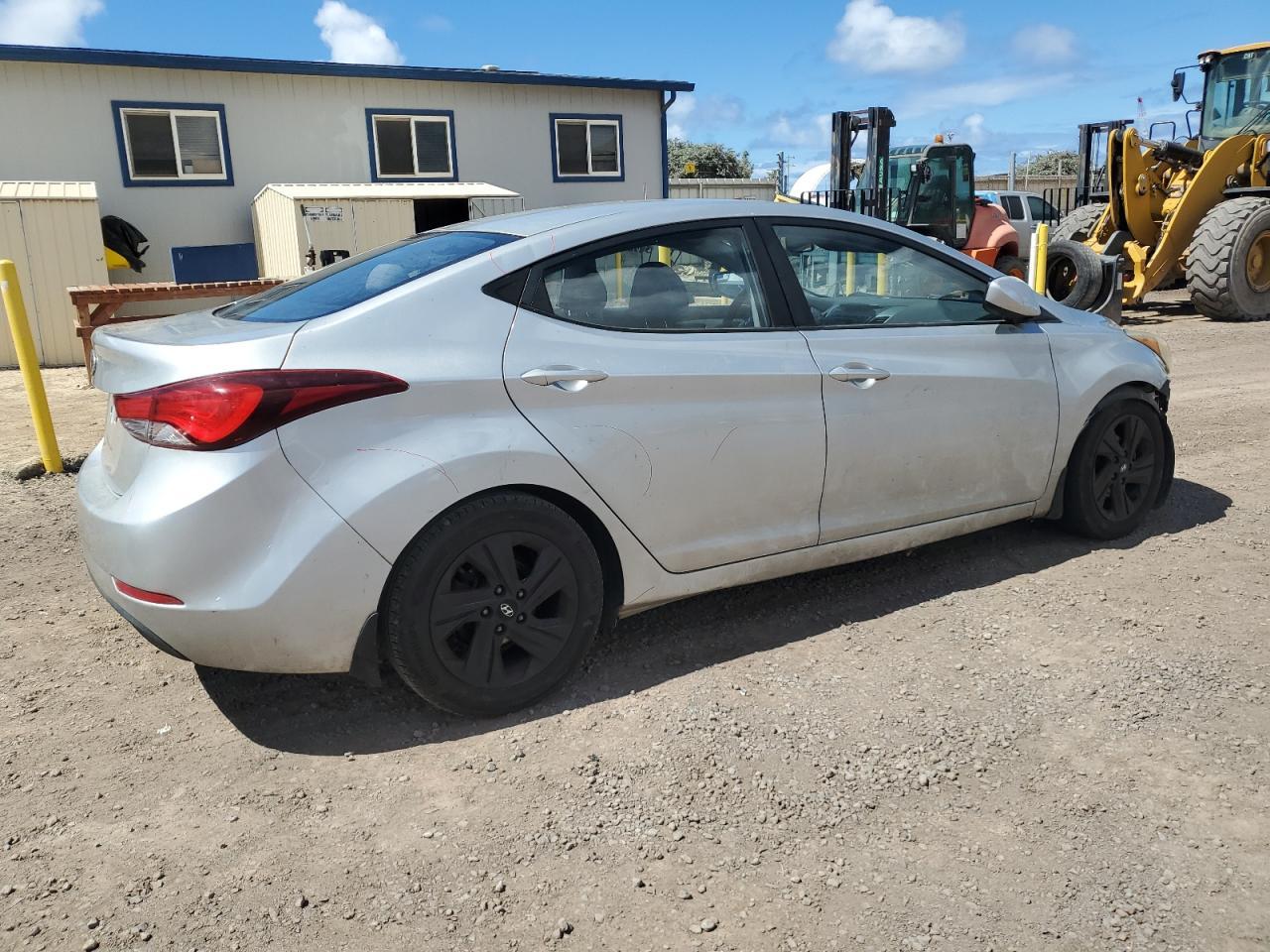 2015 Hyundai Elantra Se - Фото 3