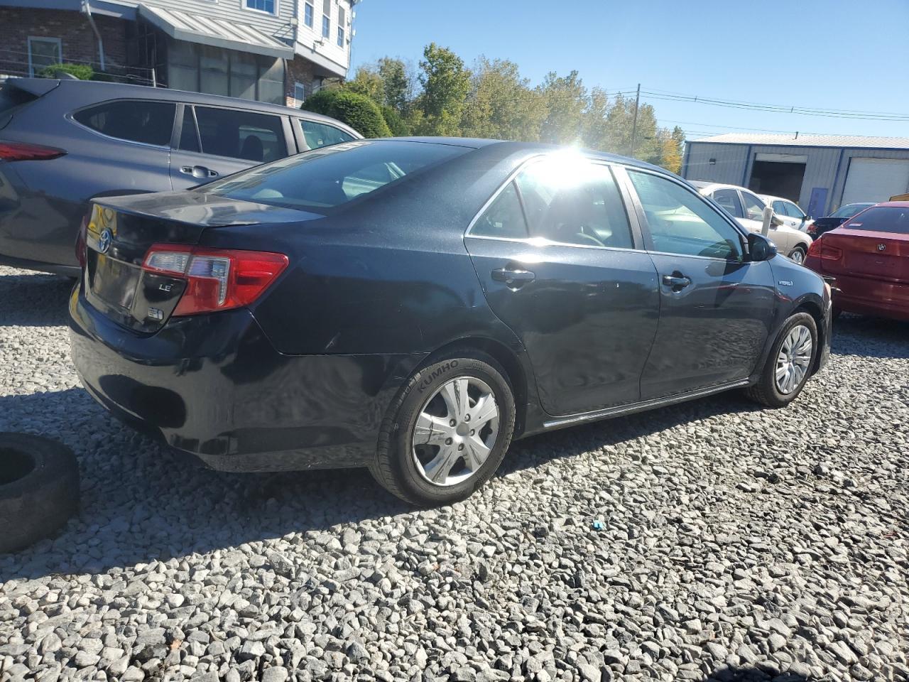 2012 Toyota Camry Hybrid - Image 3