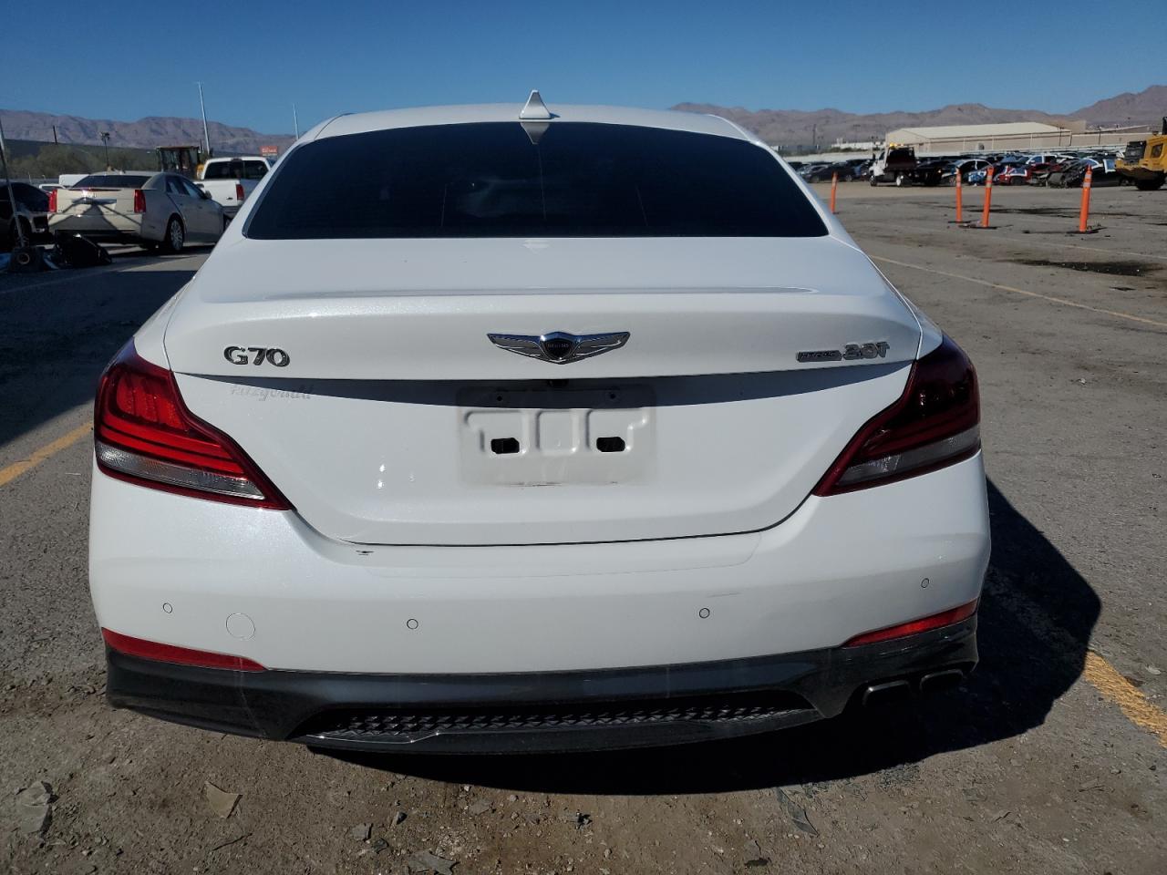 2019 Genesis G70 Prestige - Image 6