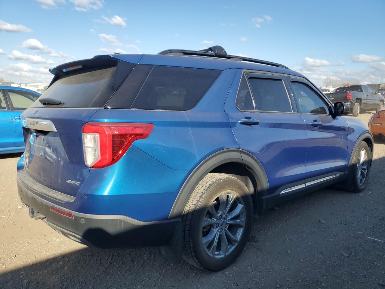 2021 Ford Explorer Xlt - Image 3