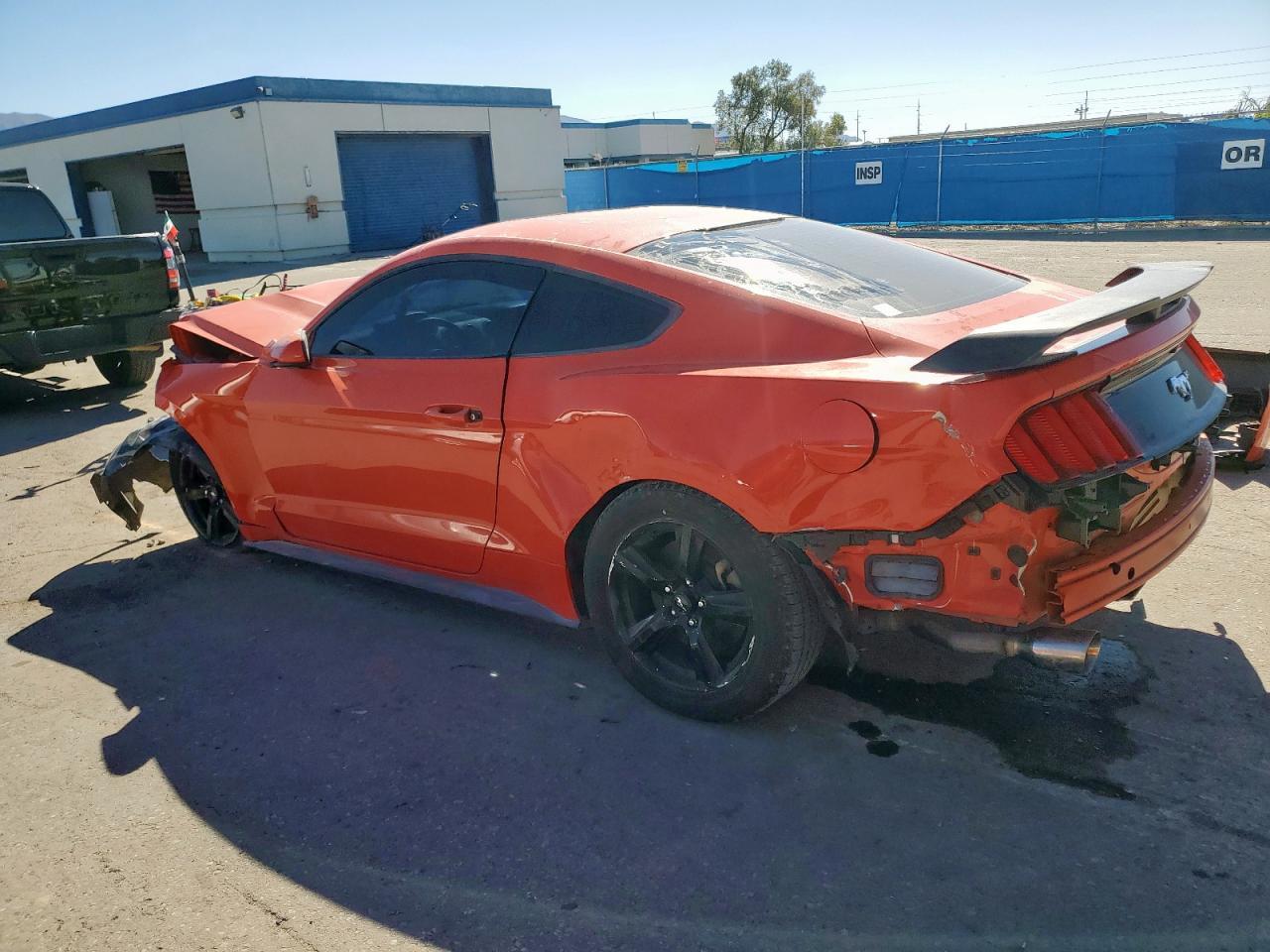 2016 Ford Mustang - Фото 2