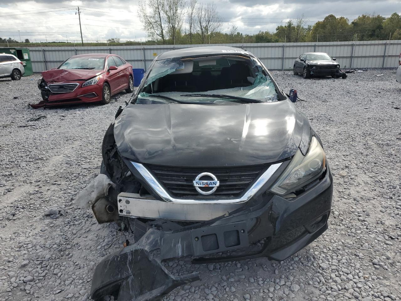 2017 Nissan Altima - Фото 5