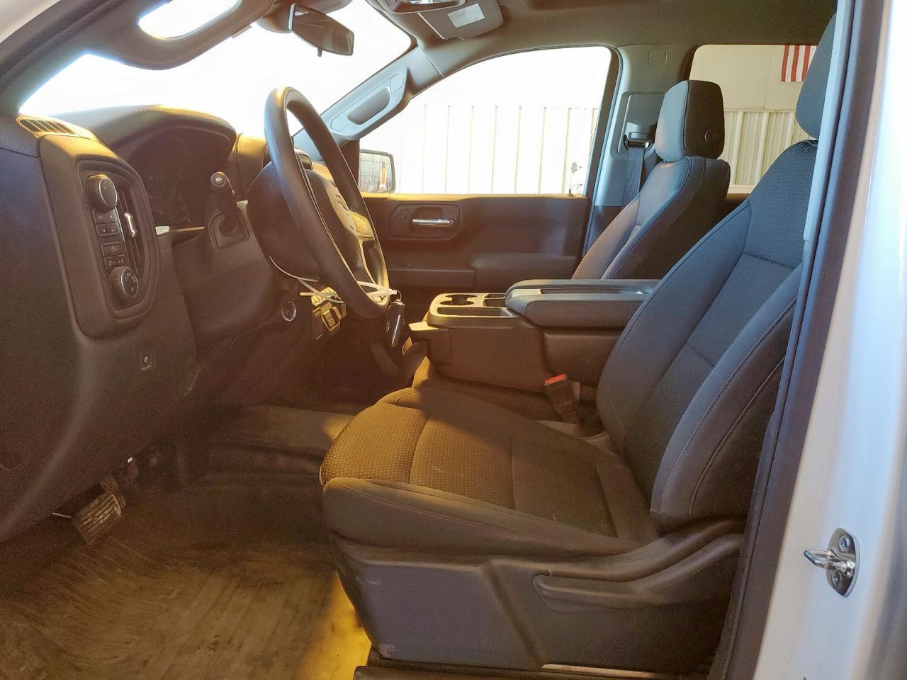 2025 Chevrolet Silverado K1500 - Фото 7