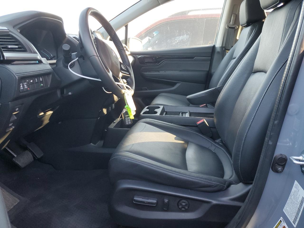 2024 Honda Odyssey Touring - Фото 7