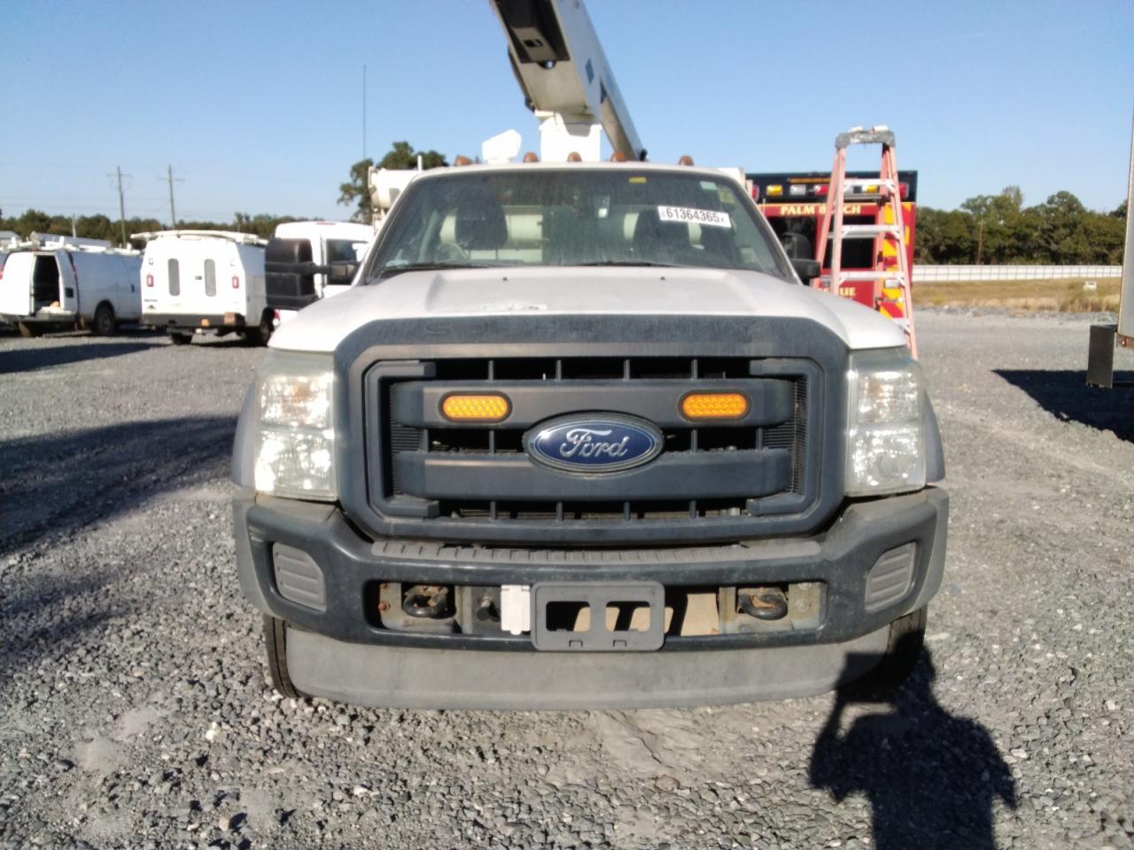 2015 Ford F450 Super Duty - Фото 5