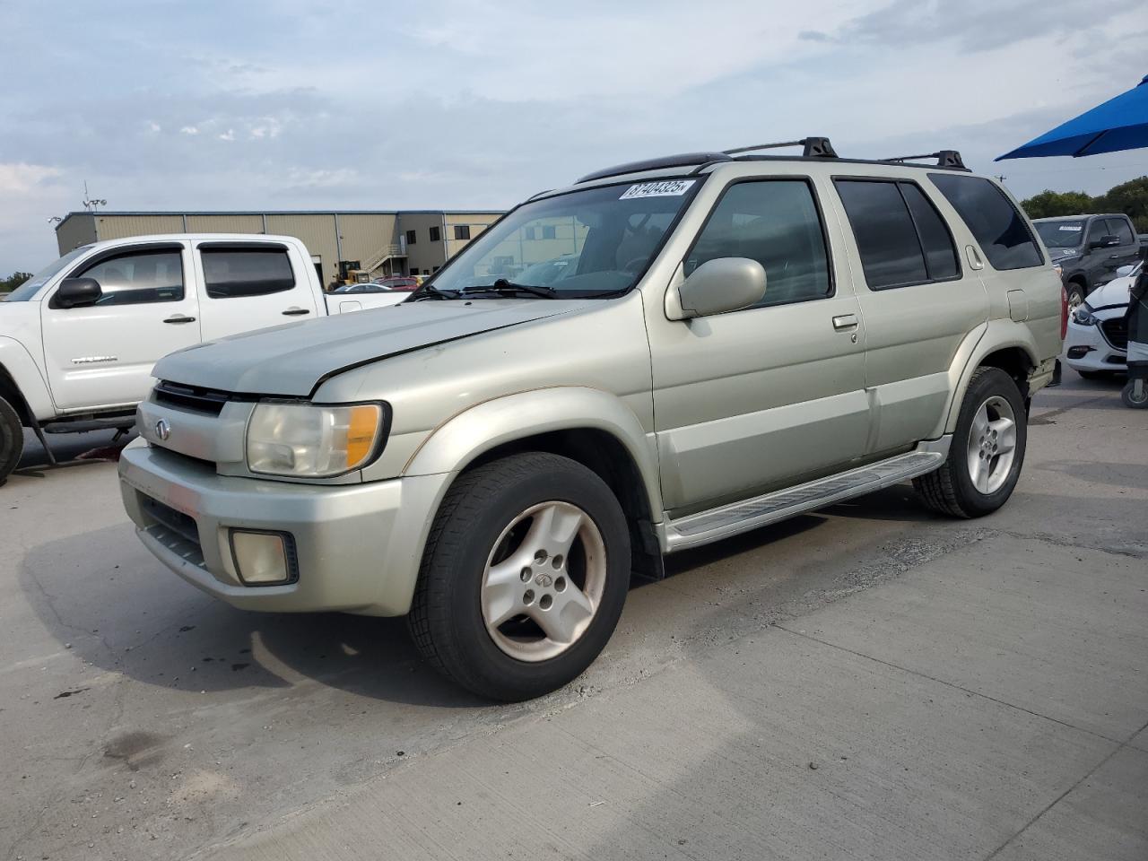 2001 Infiniti Qx4