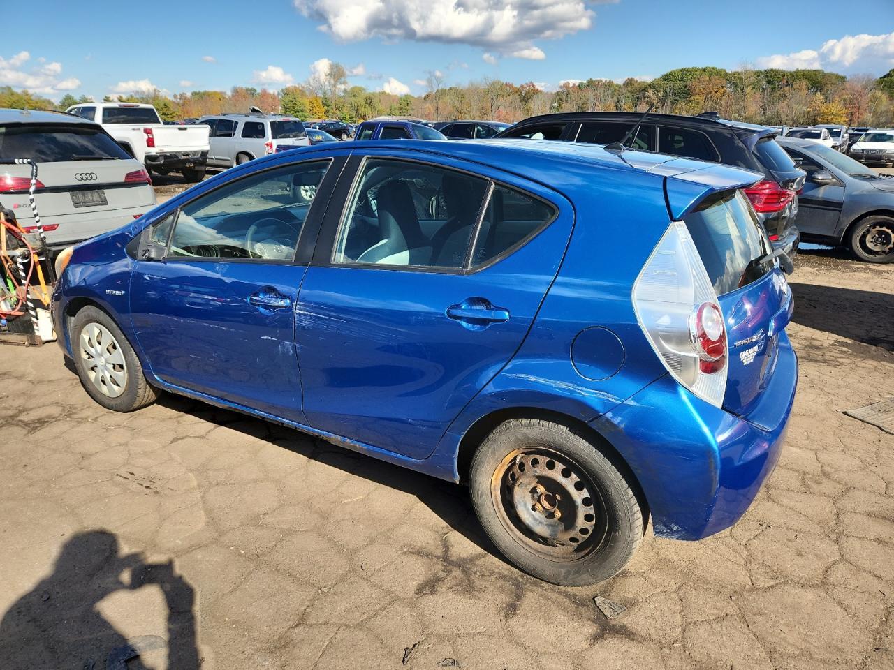 2012 Toyota Prius C One - Image 2
