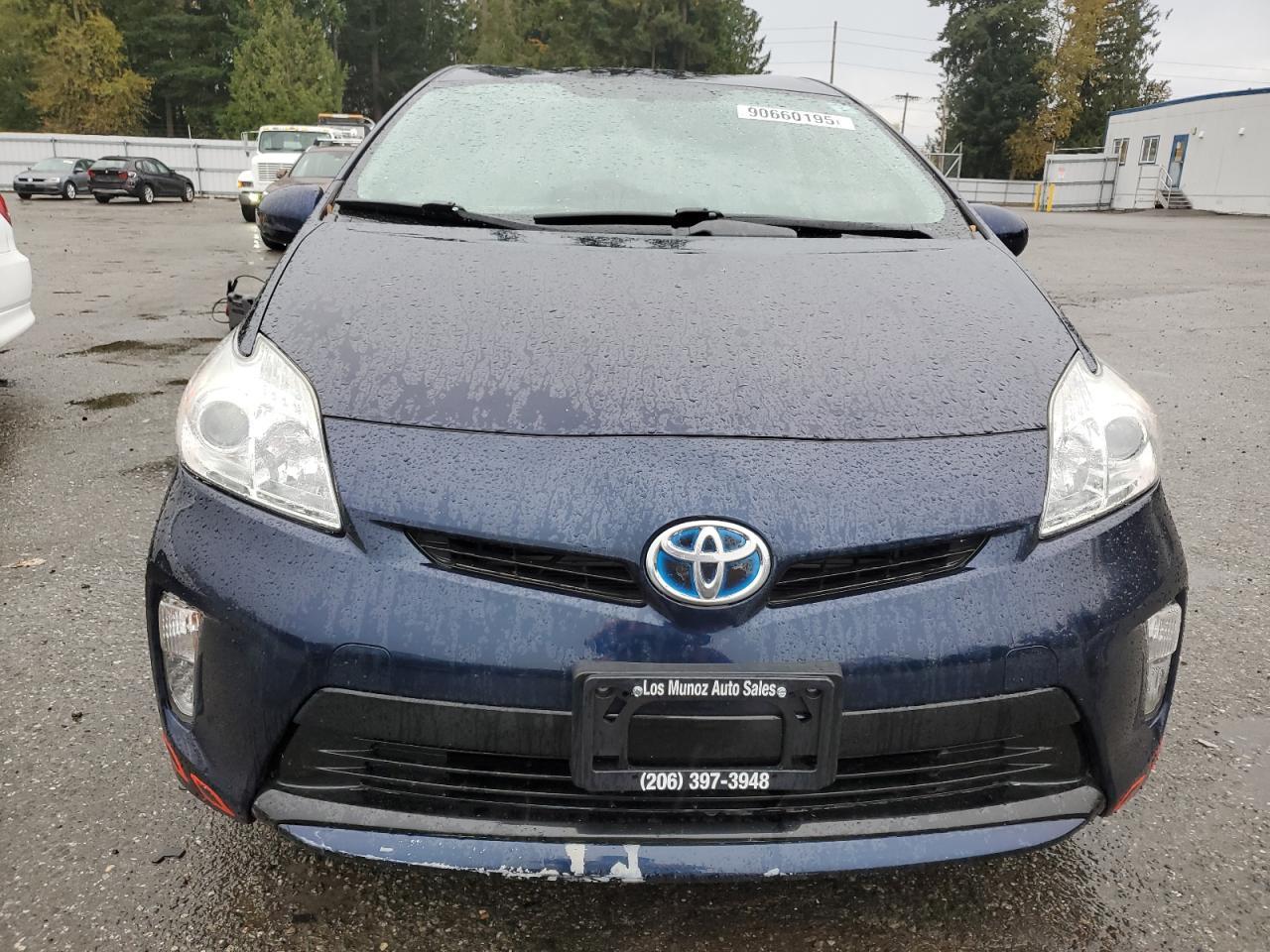 2015 Toyota Prius - Image 5