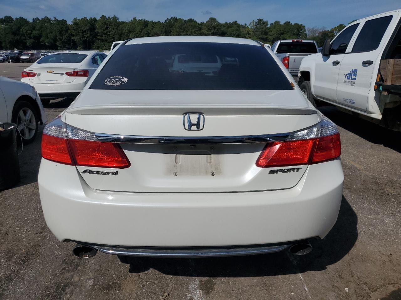 2014 Honda Accord Sport - Image 6