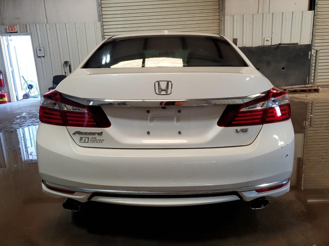 2017 Honda Accord Exl - Image 6