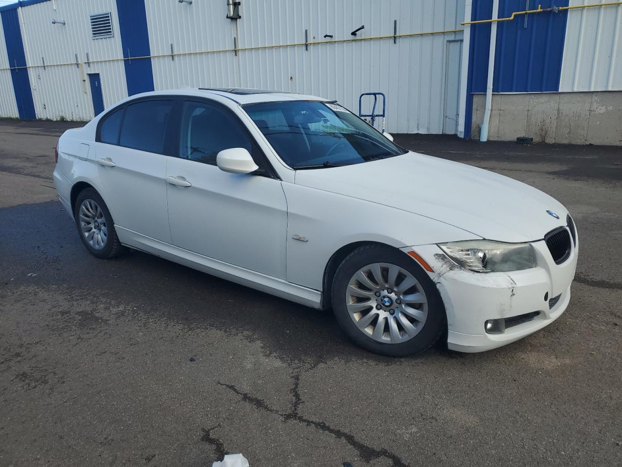 2009 BMW 323 I - Фото 4