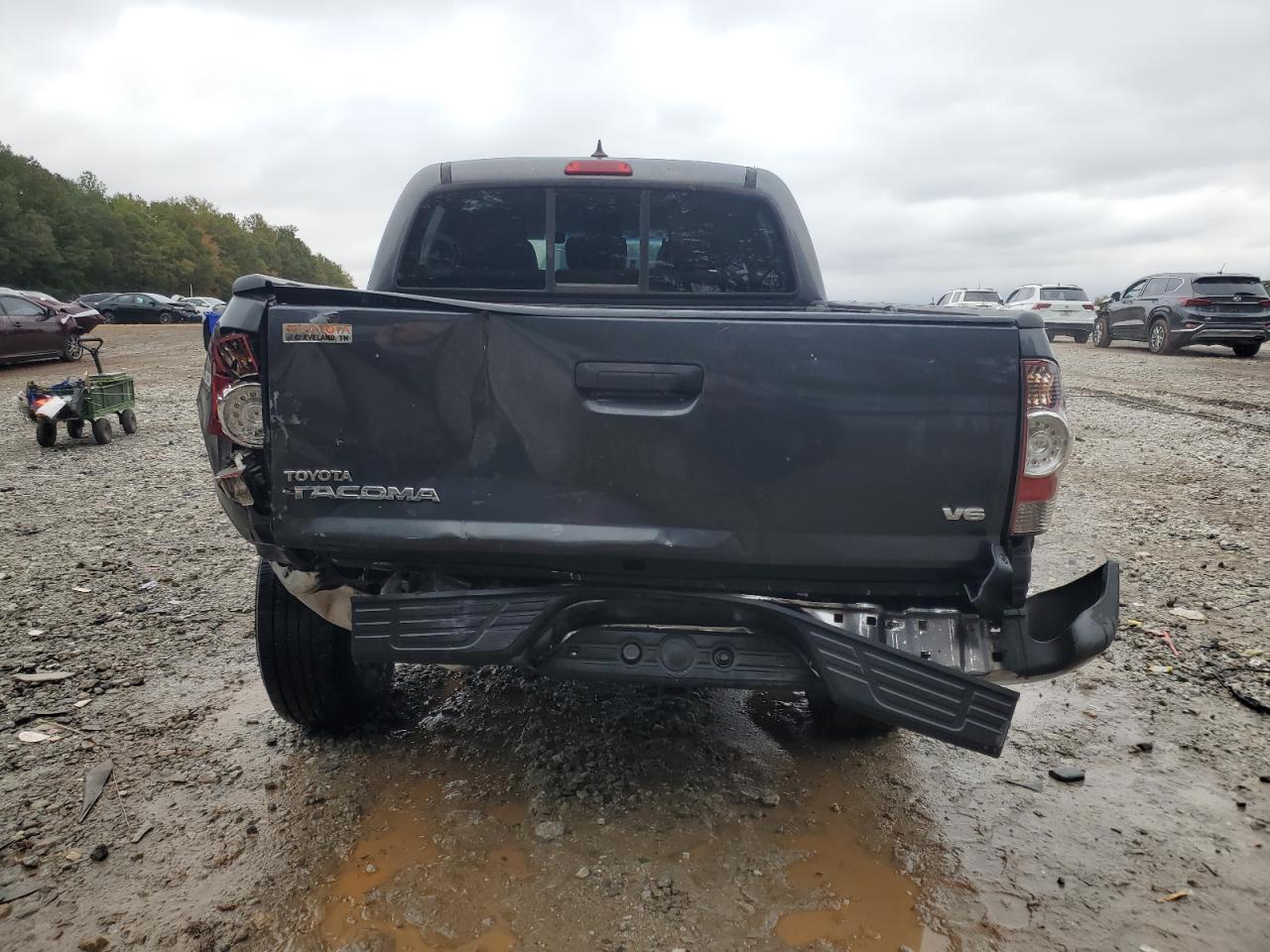 2015 Toyota Tacoma Double Cab - Image 6