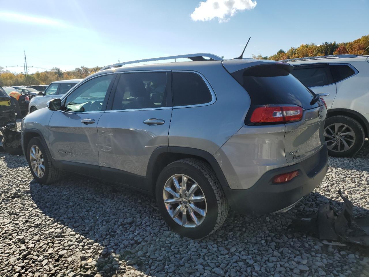 2015 Jeep Cherokee Limited - Фото 2