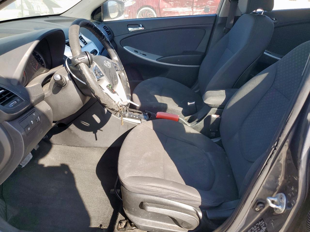 2012 Hyundai Accent Gls - Фото 7