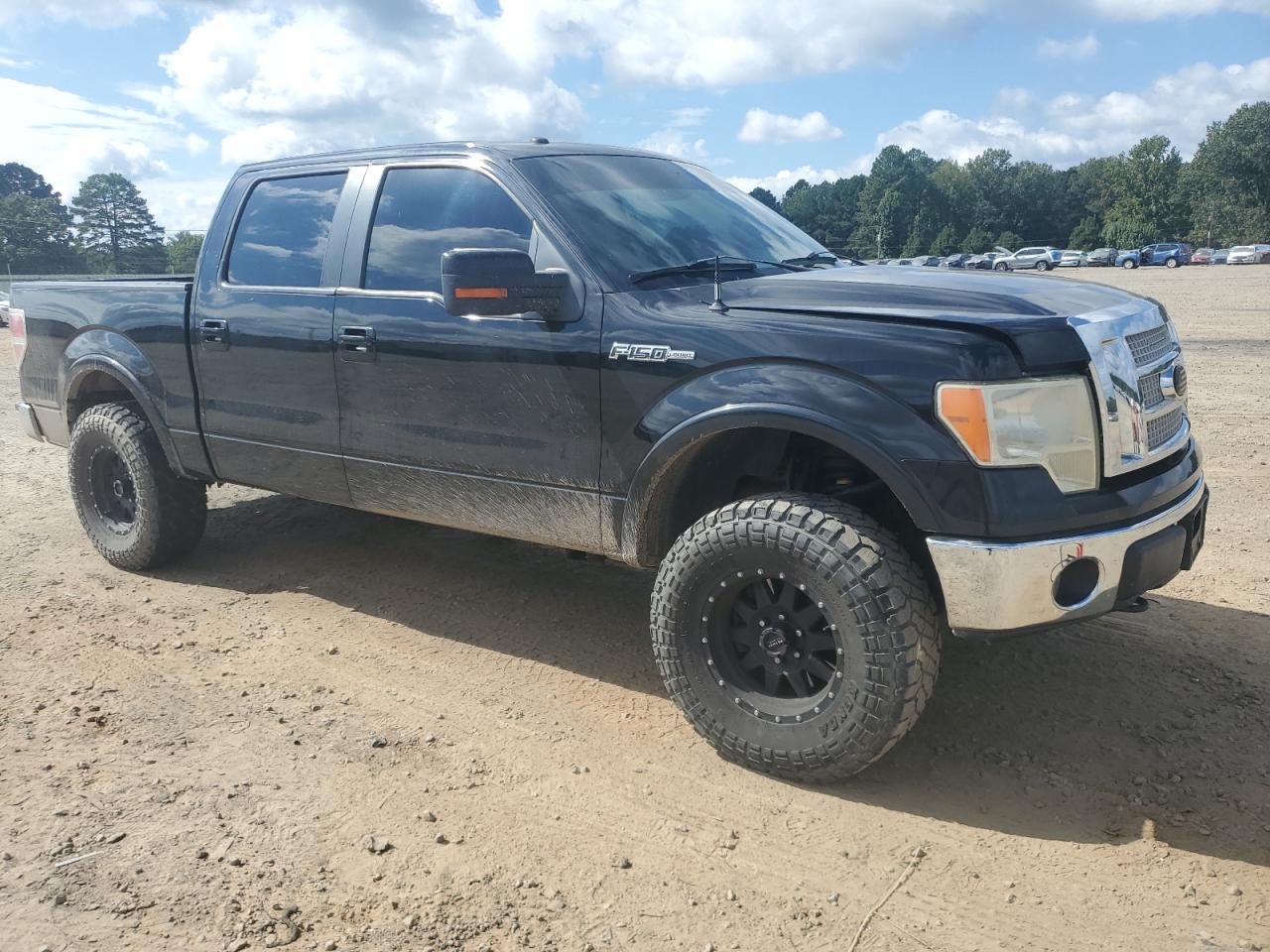 2011 Ford F150 Supercrew - Image 4
