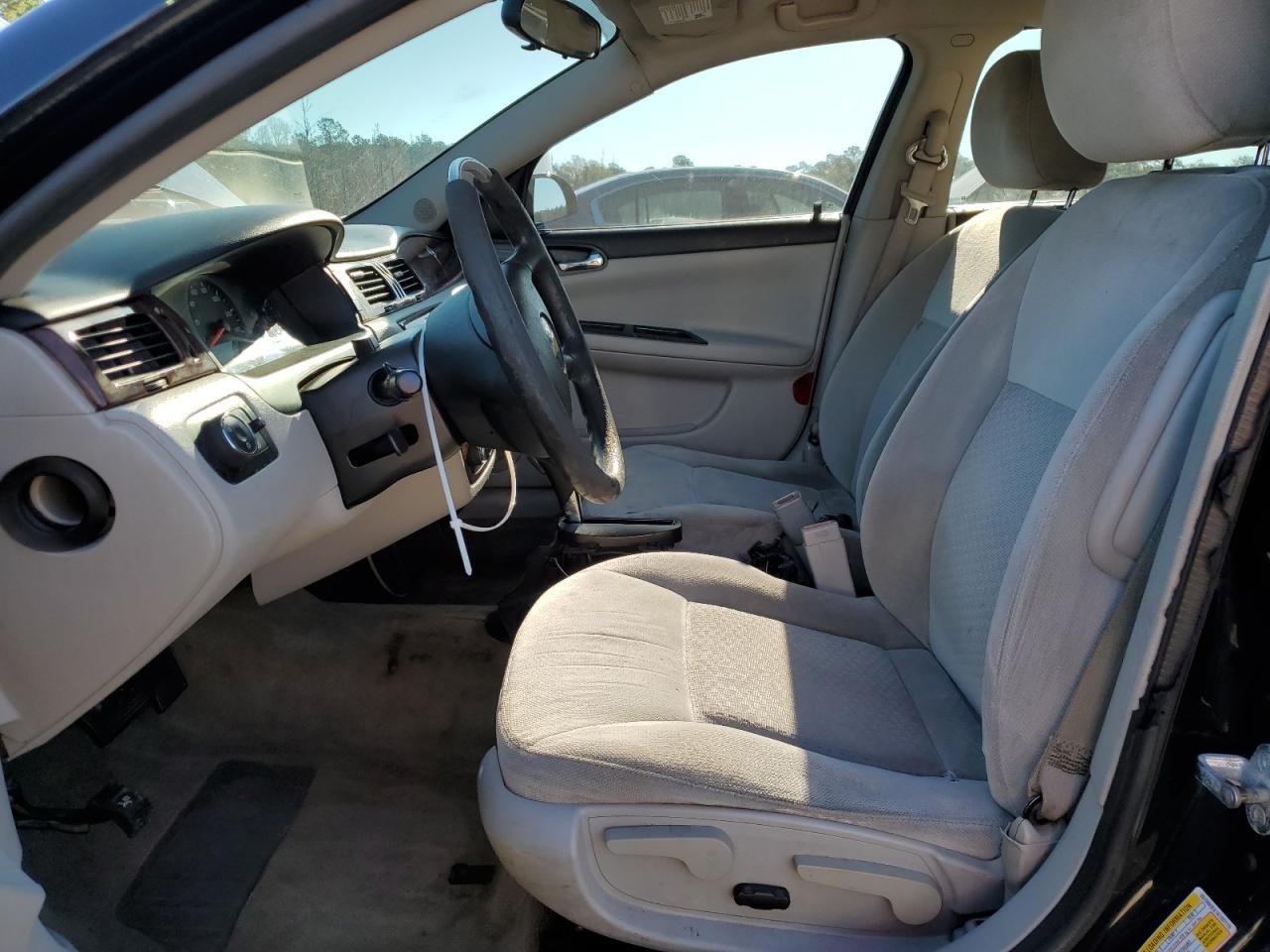 2010 Chevrolet Impala Ls - Фото 7