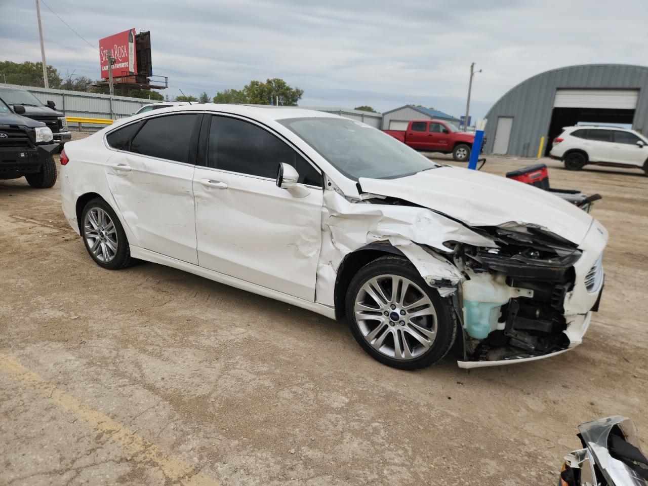 2016 Ford Fusion Se - Фото 4