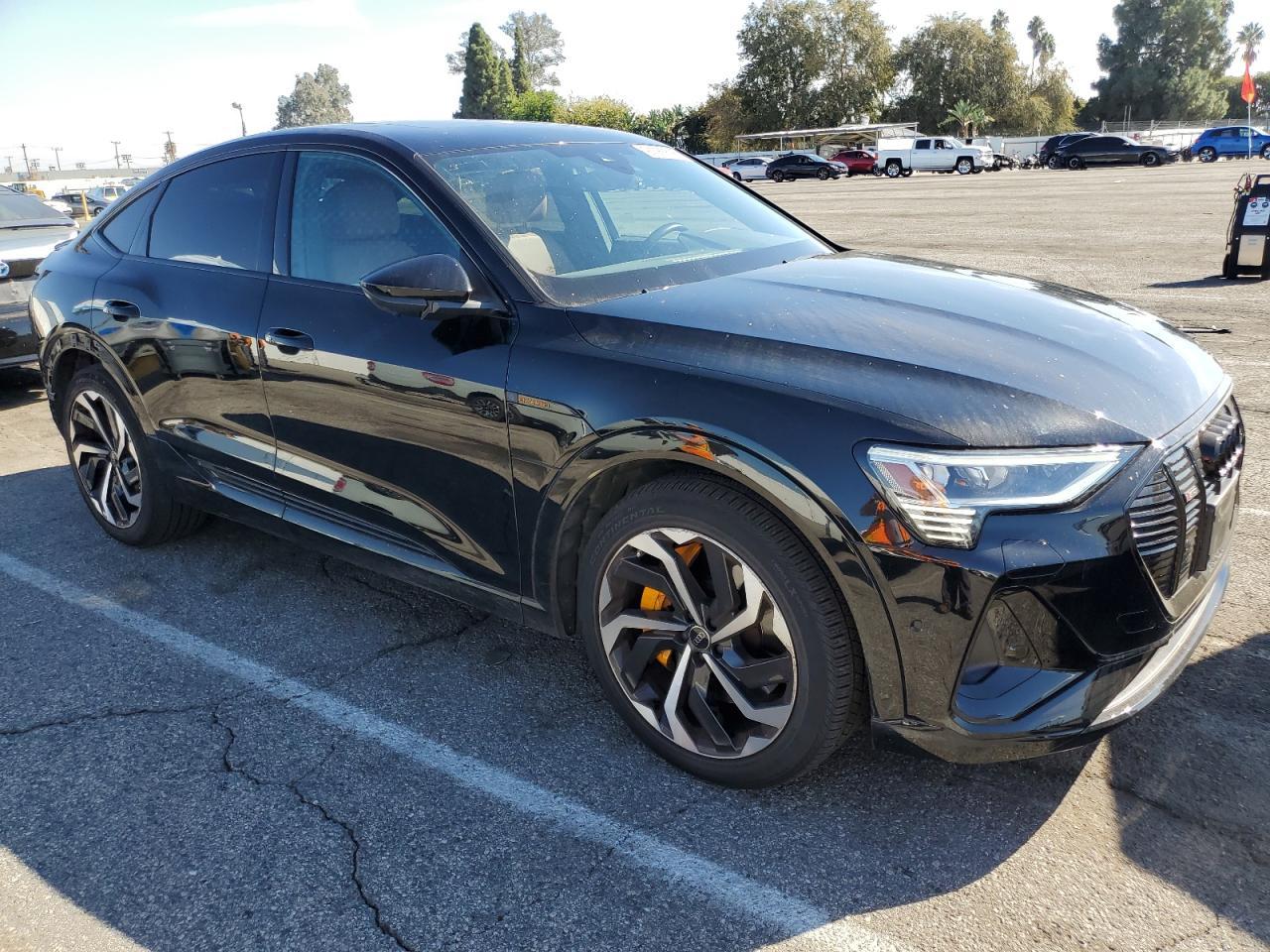 2022 Audi E-Tron Sportback Premium Plus - Image 4