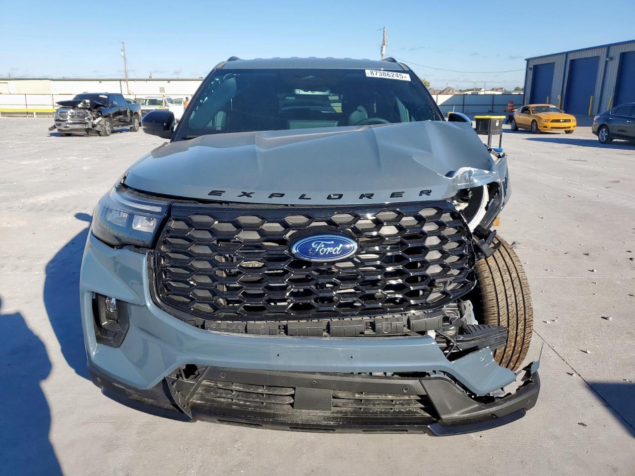 2025 Ford Explorer St - Фото 5