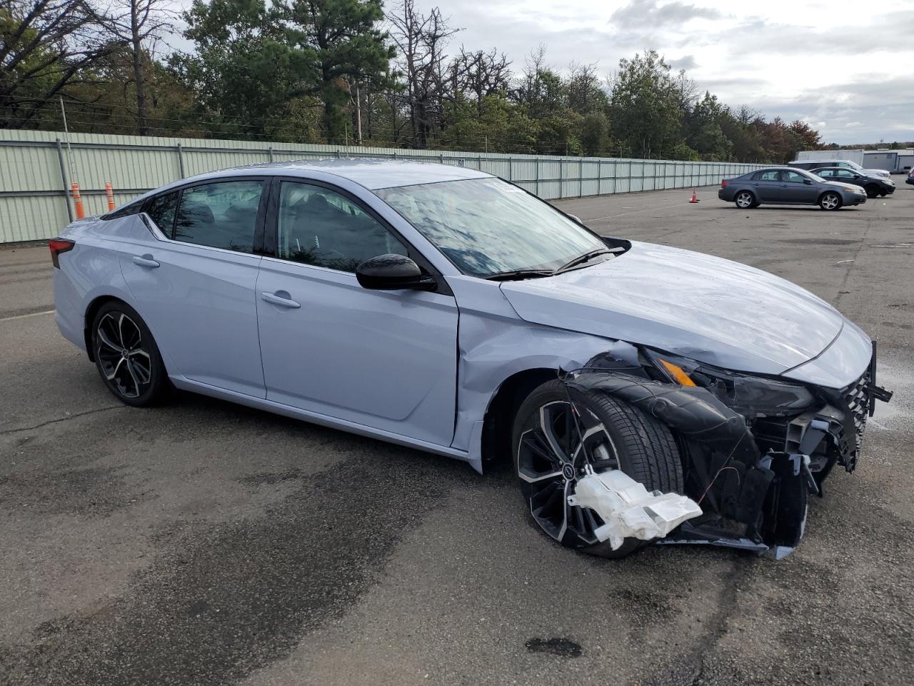 2024 Nissan Altima Sr - Фото 4