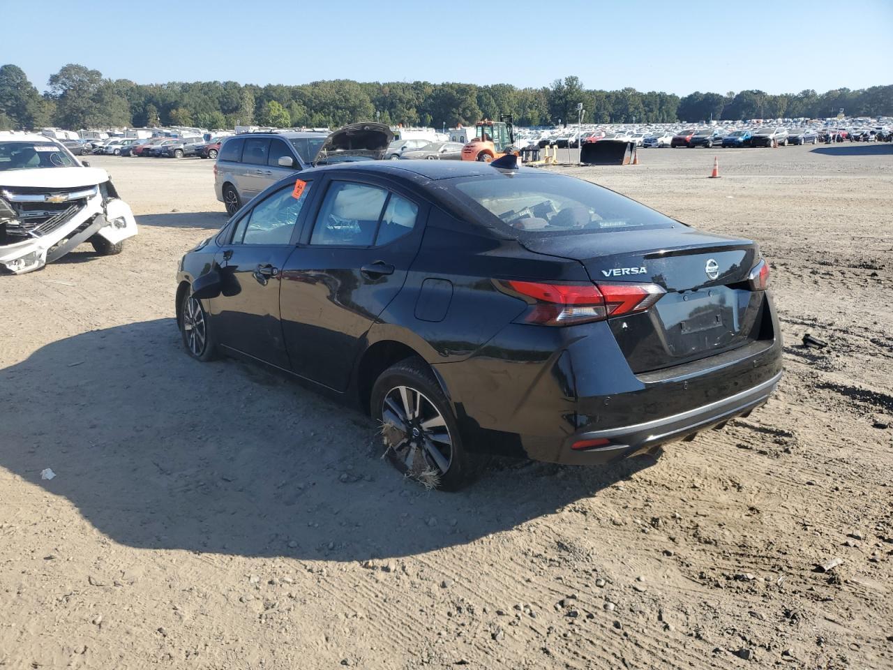 2022 Nissan Versa Sv - Фото 2