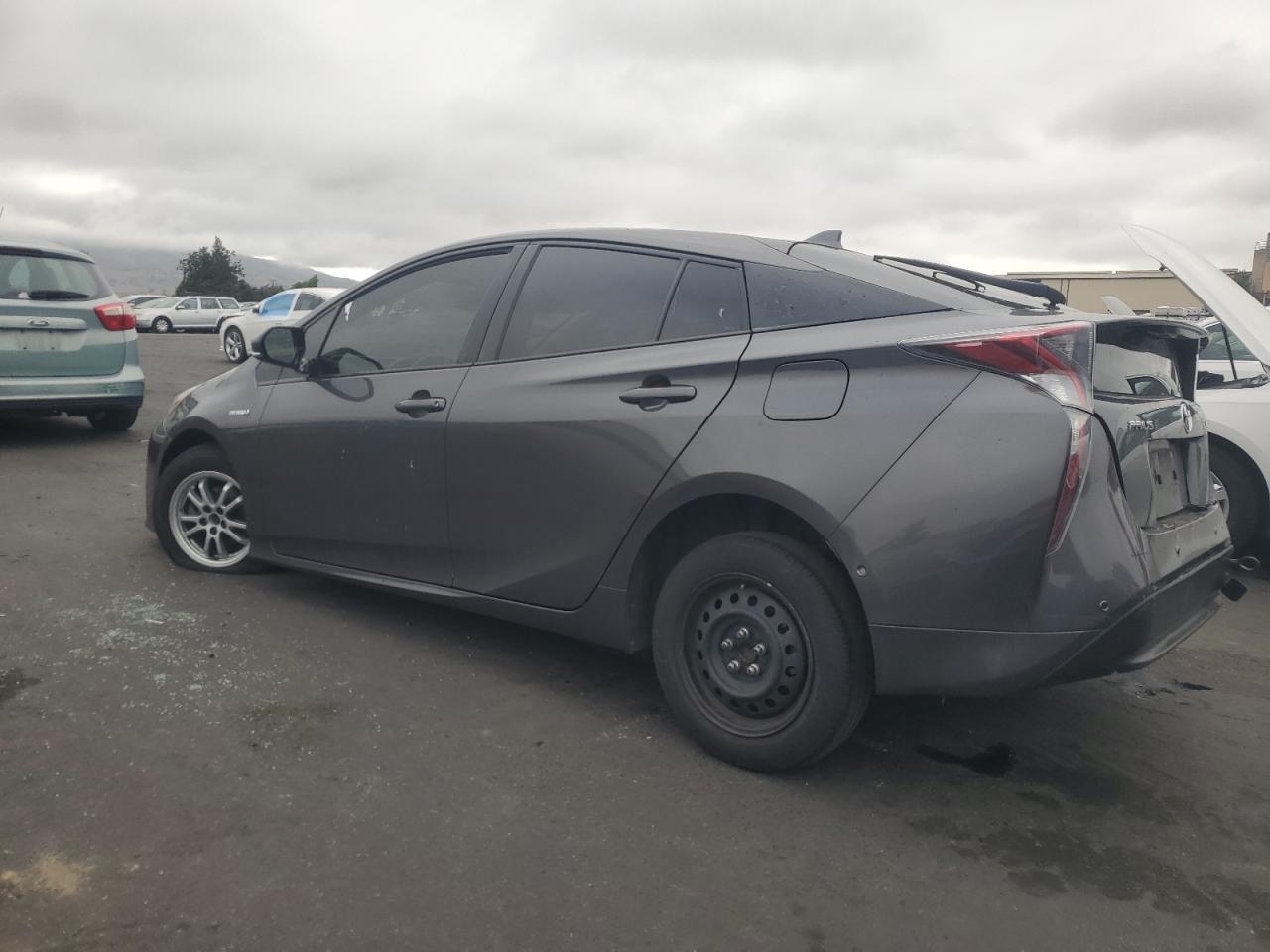 2018 Toyota Prius - Фото 2