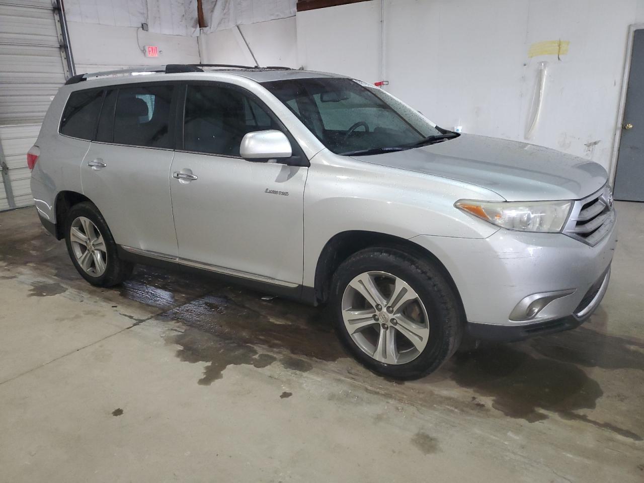 2012 Toyota Highlander Limited - Image 4