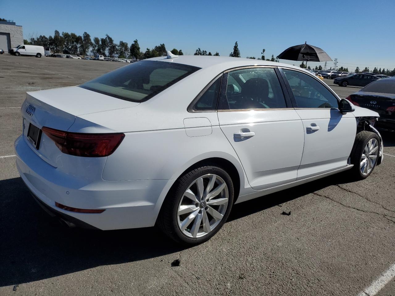 2017 Audi A4 Premium - Фото 3