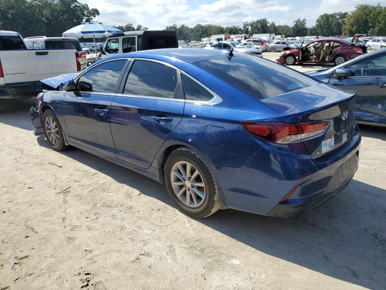2019 Hyundai Sonata Se - Image 2