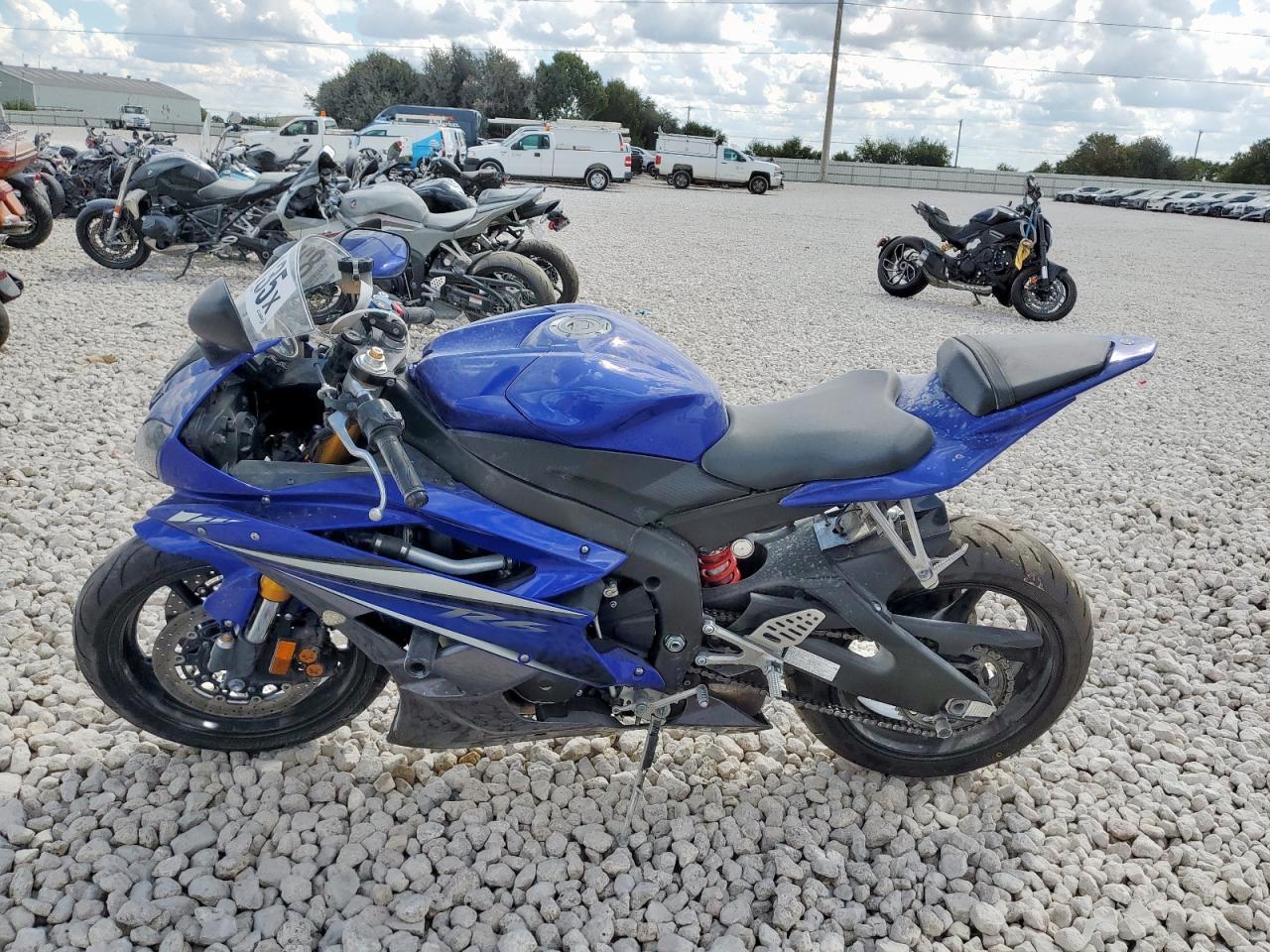 2007 Yamaha Yzfr6 L - Image 3