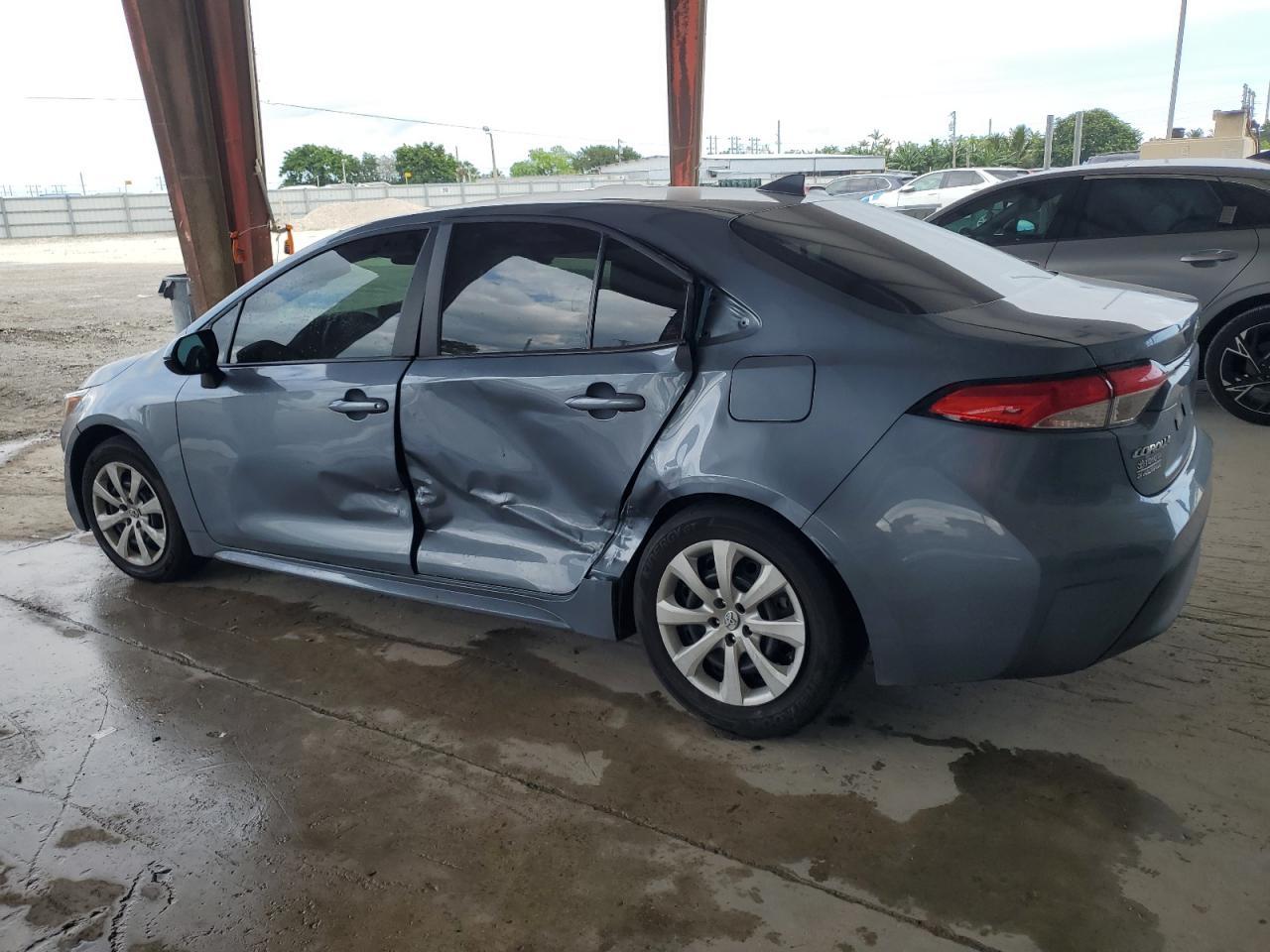 2023 Toyota Corolla Le - Фото 2