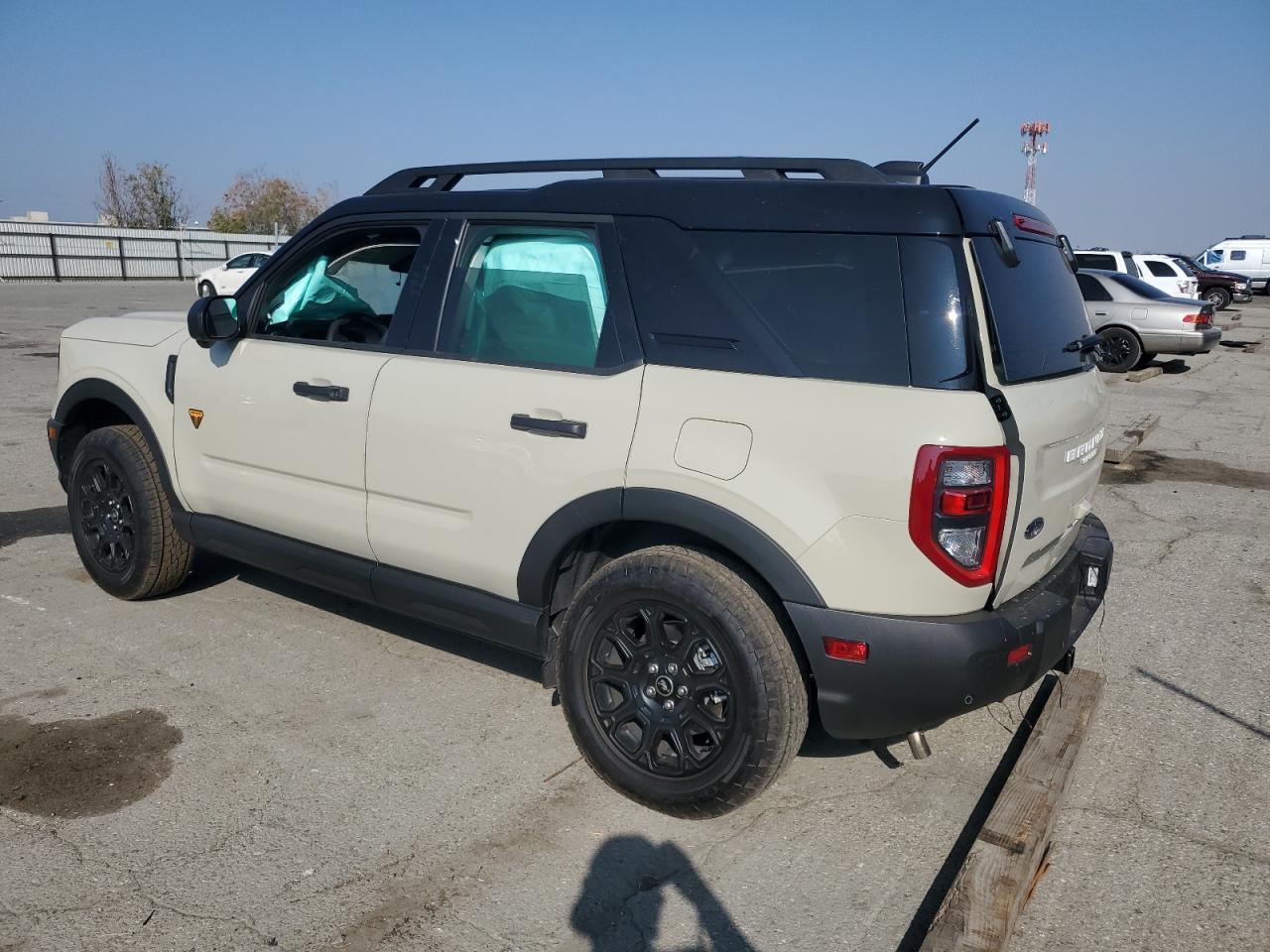 2025 Ford Bronco Sport Badlands - Image 2